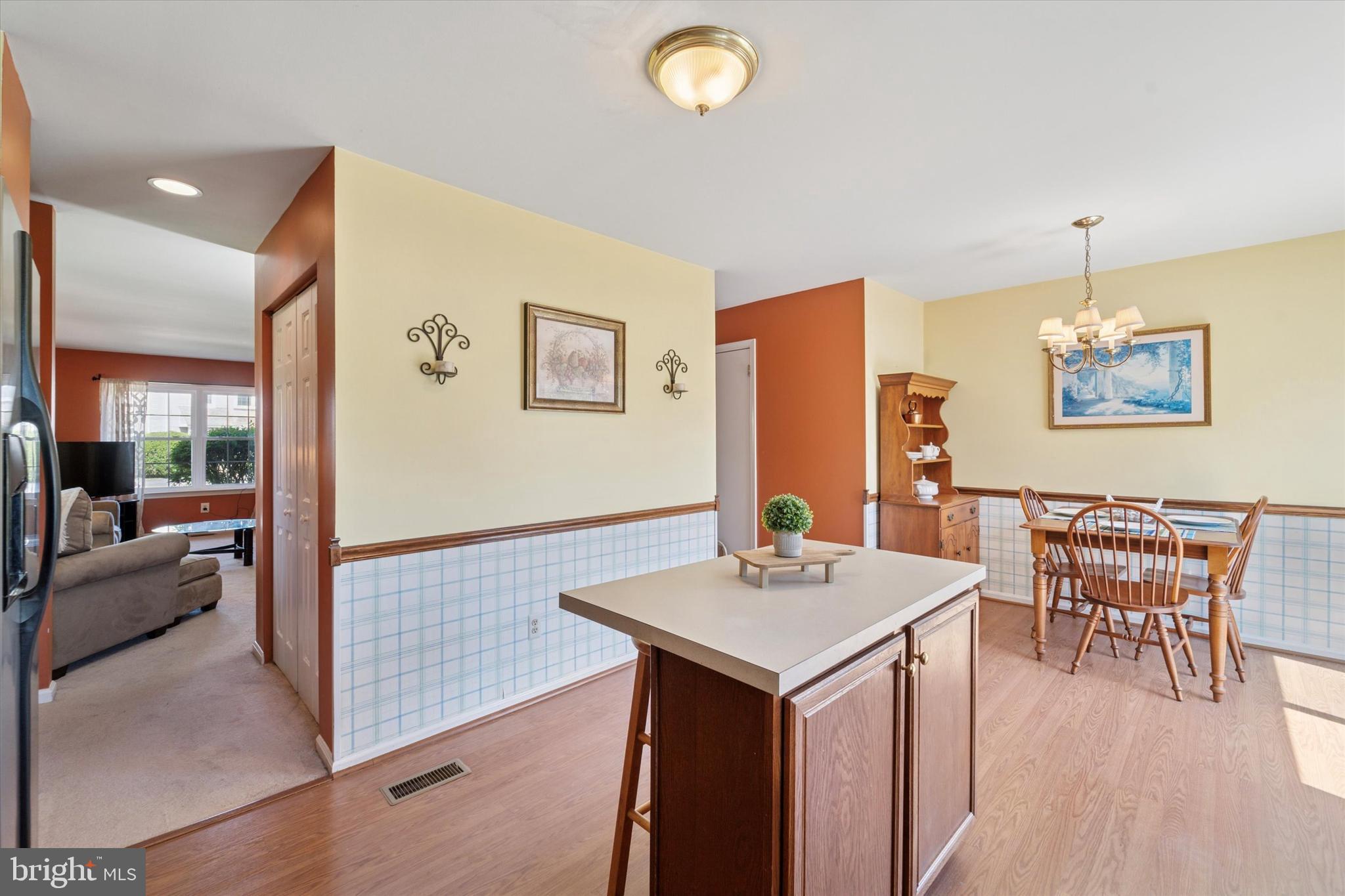 CHERRY TREE KNOLL - Residential