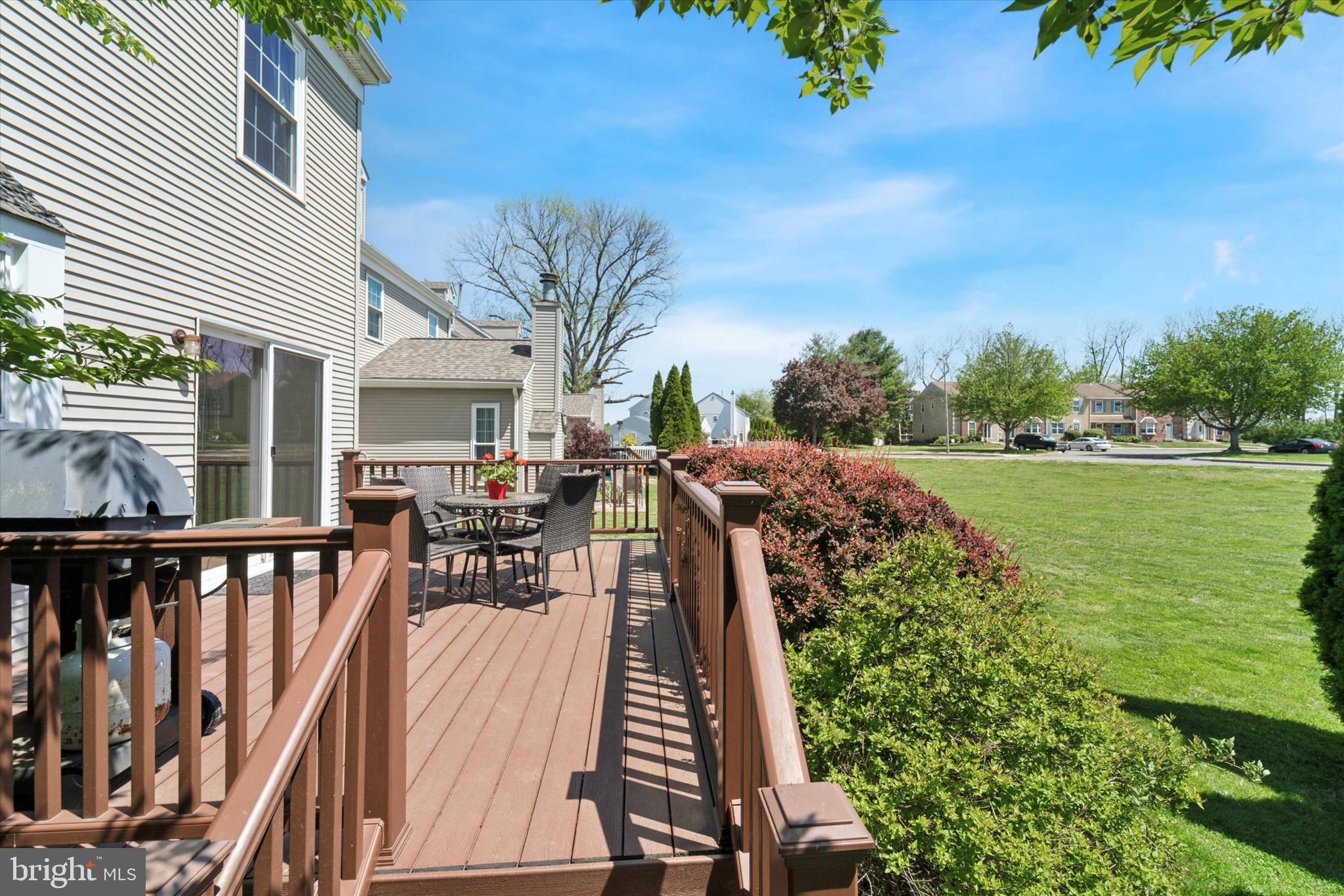 CHERRY TREE KNOLL - Residential