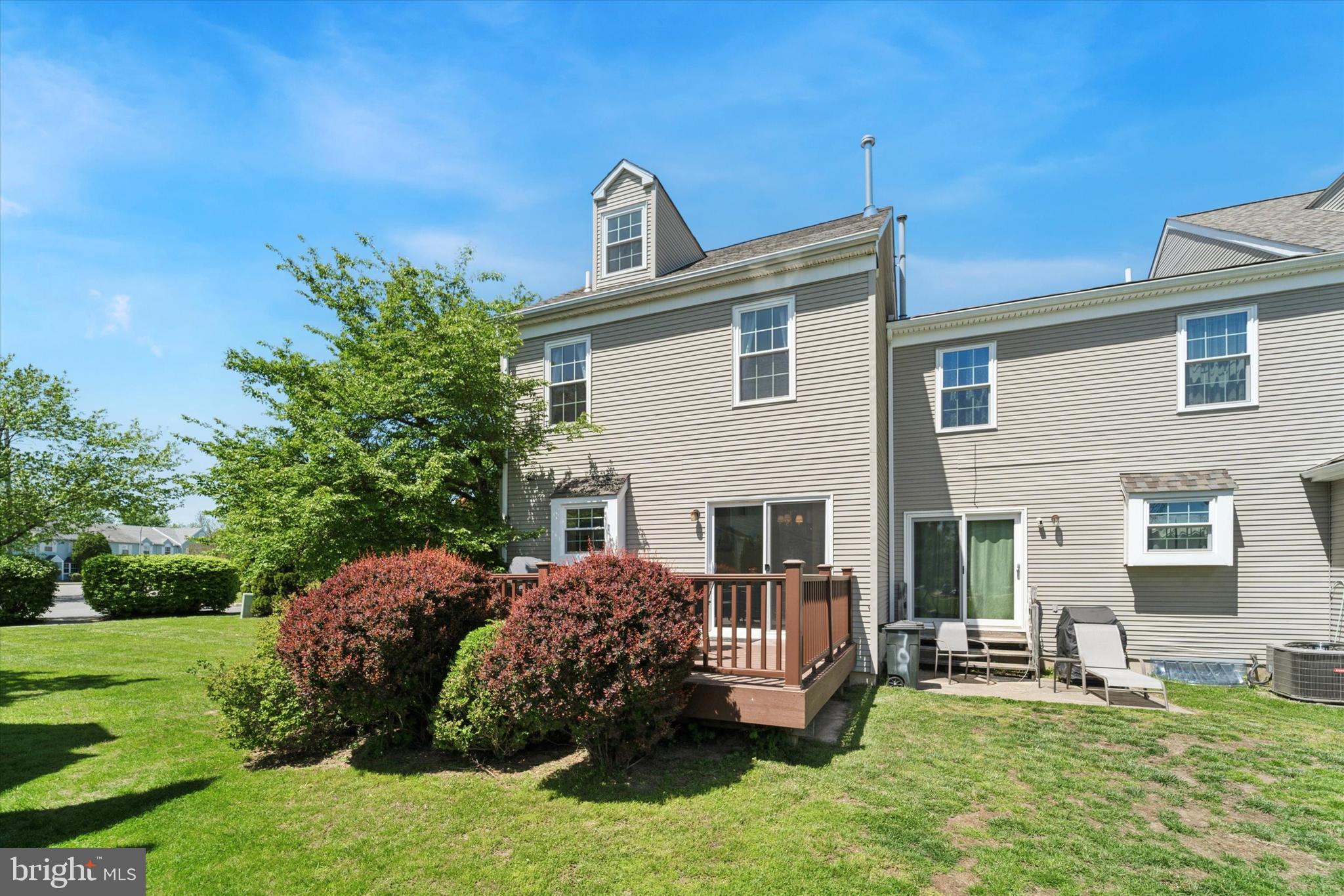 CHERRY TREE KNOLL - Residential