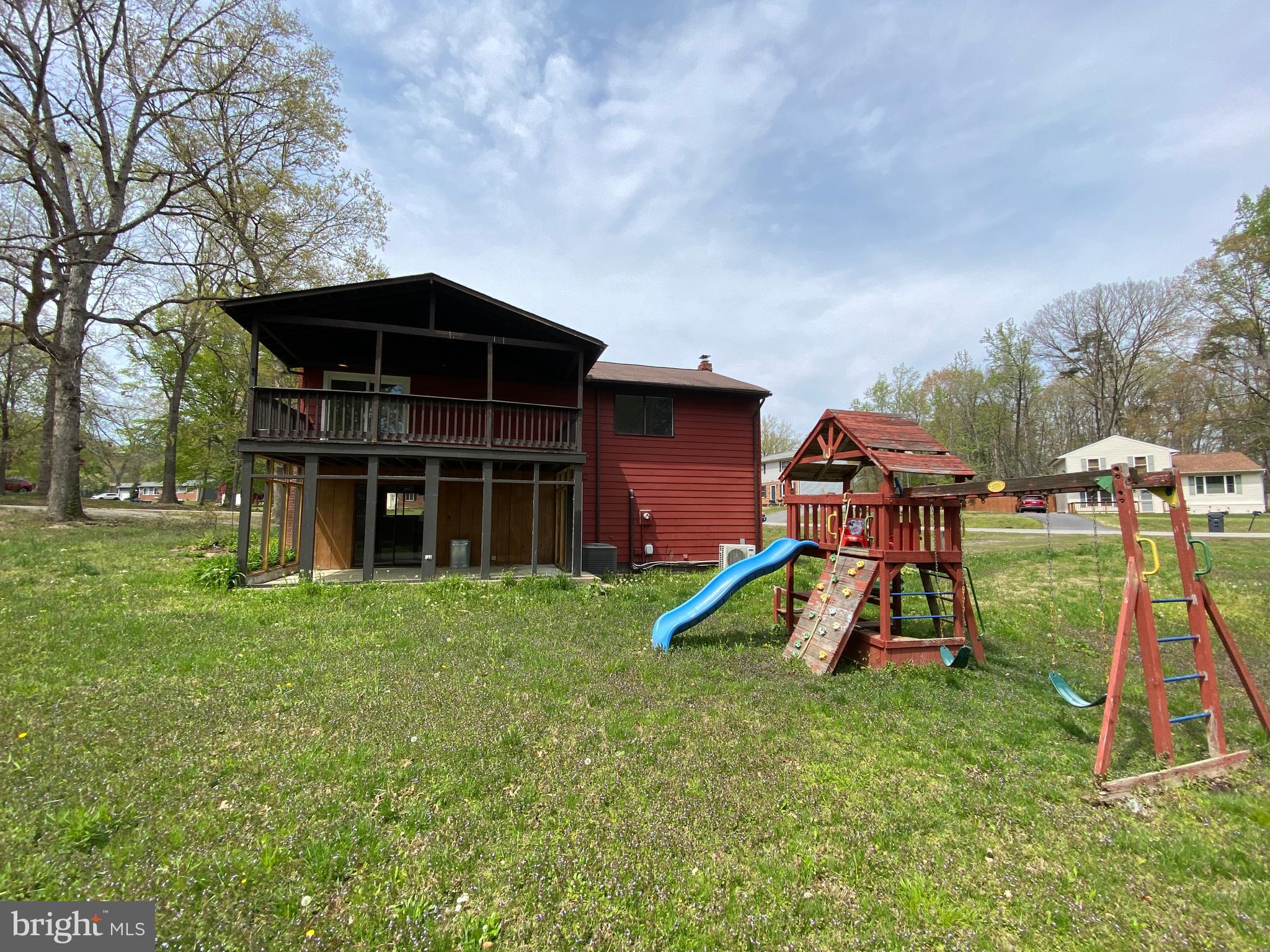 STONEYBROOKE - Residential Lease