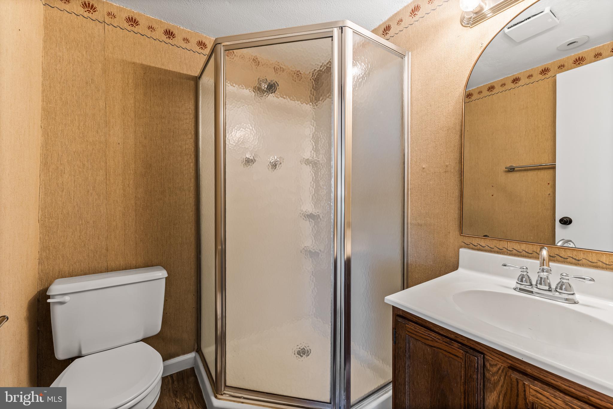 STONEYBROOKE - Residential Lease