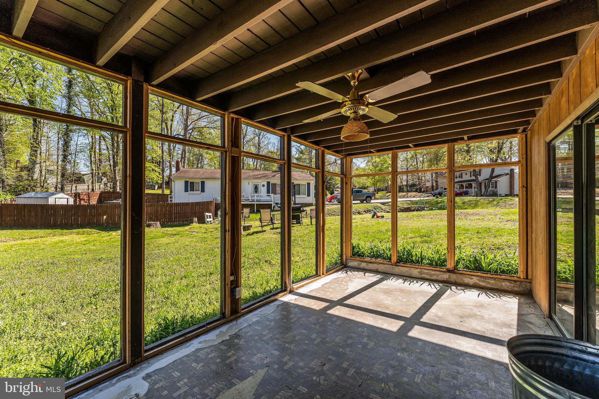 STONEYBROOKE - Residential Lease