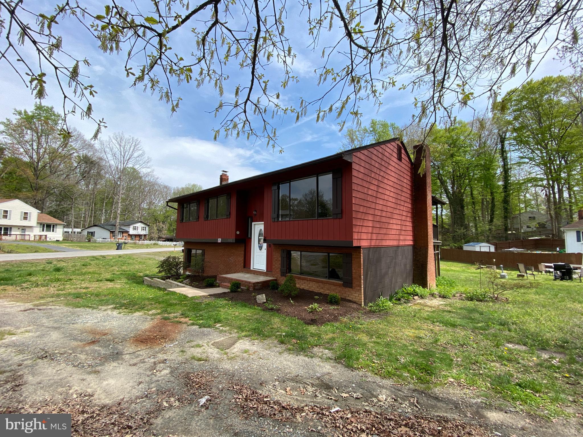 STONEYBROOKE - Residential Lease