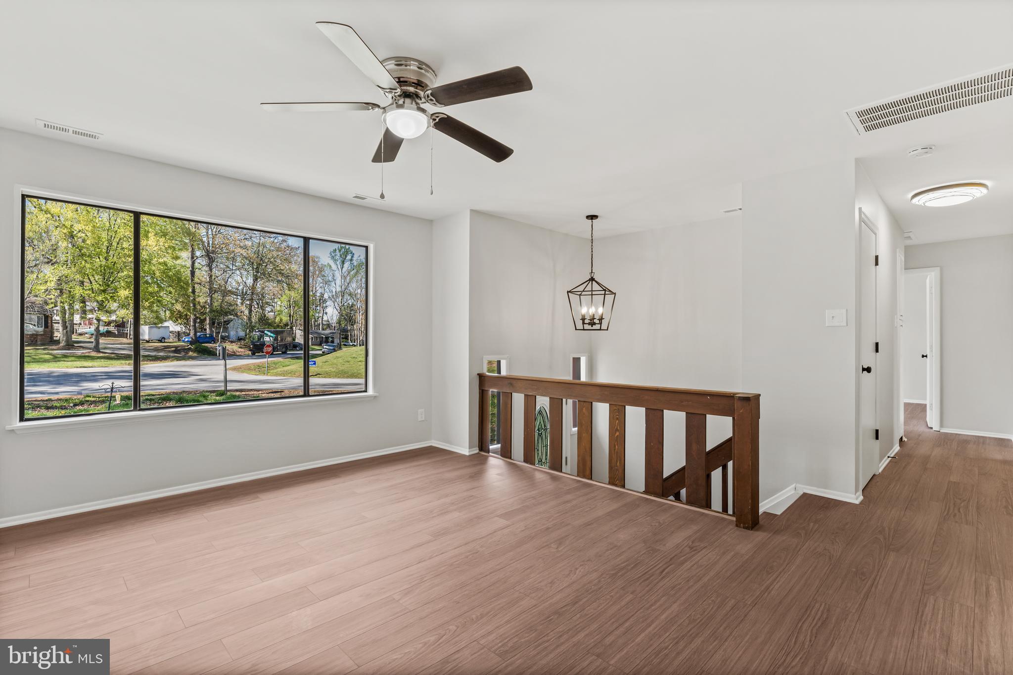 STONEYBROOKE - Residential Lease