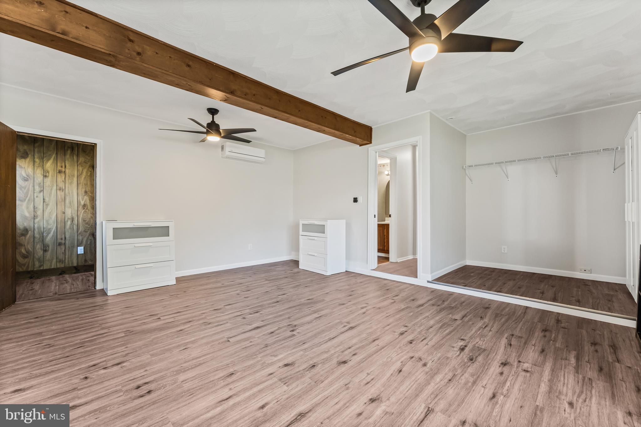 STONEYBROOKE - Residential Lease