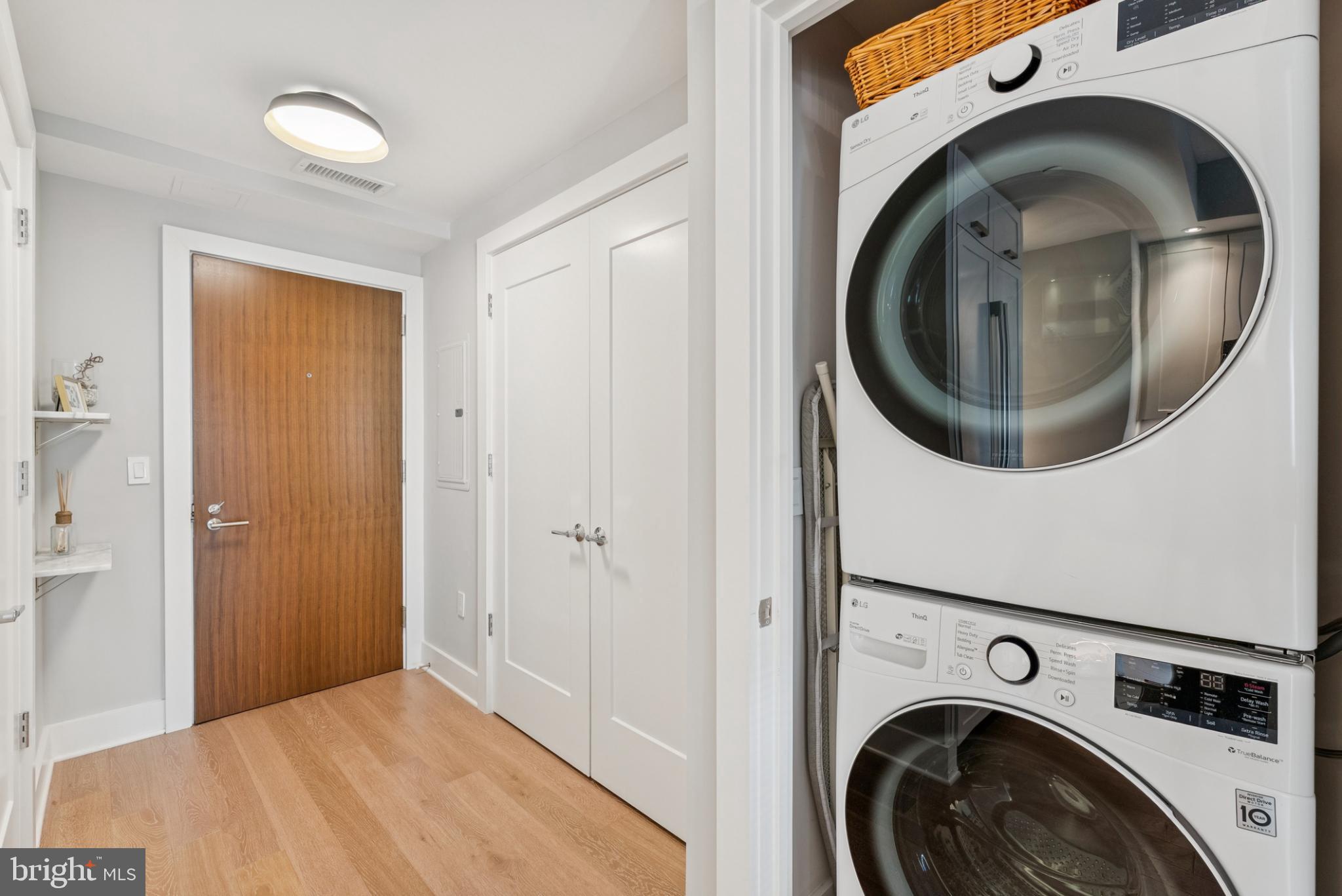 CHEVAL - Residential