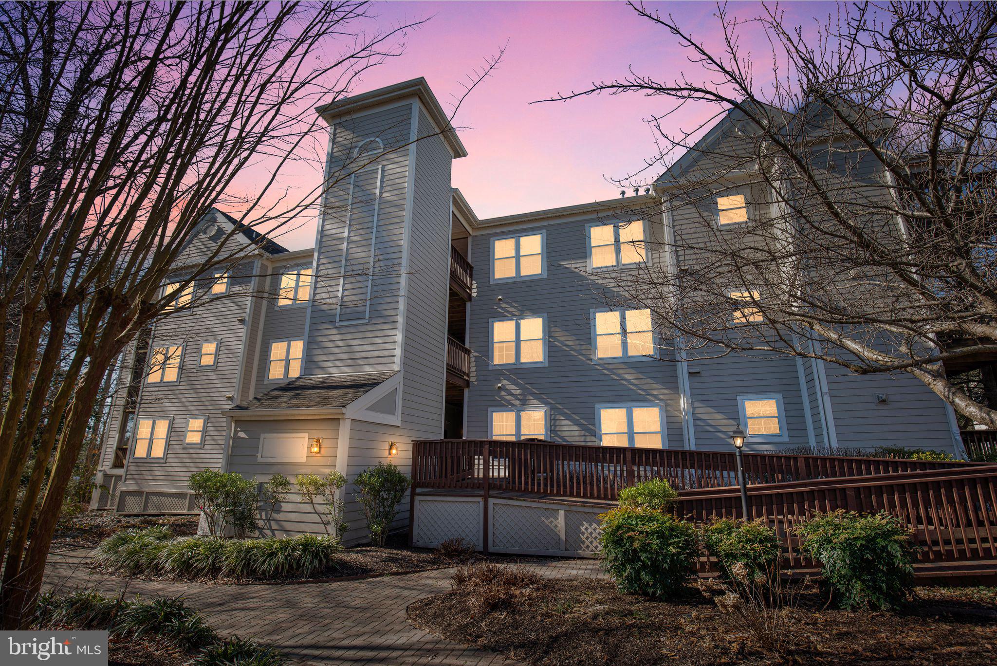 SOLOMONS LANDING - Residential