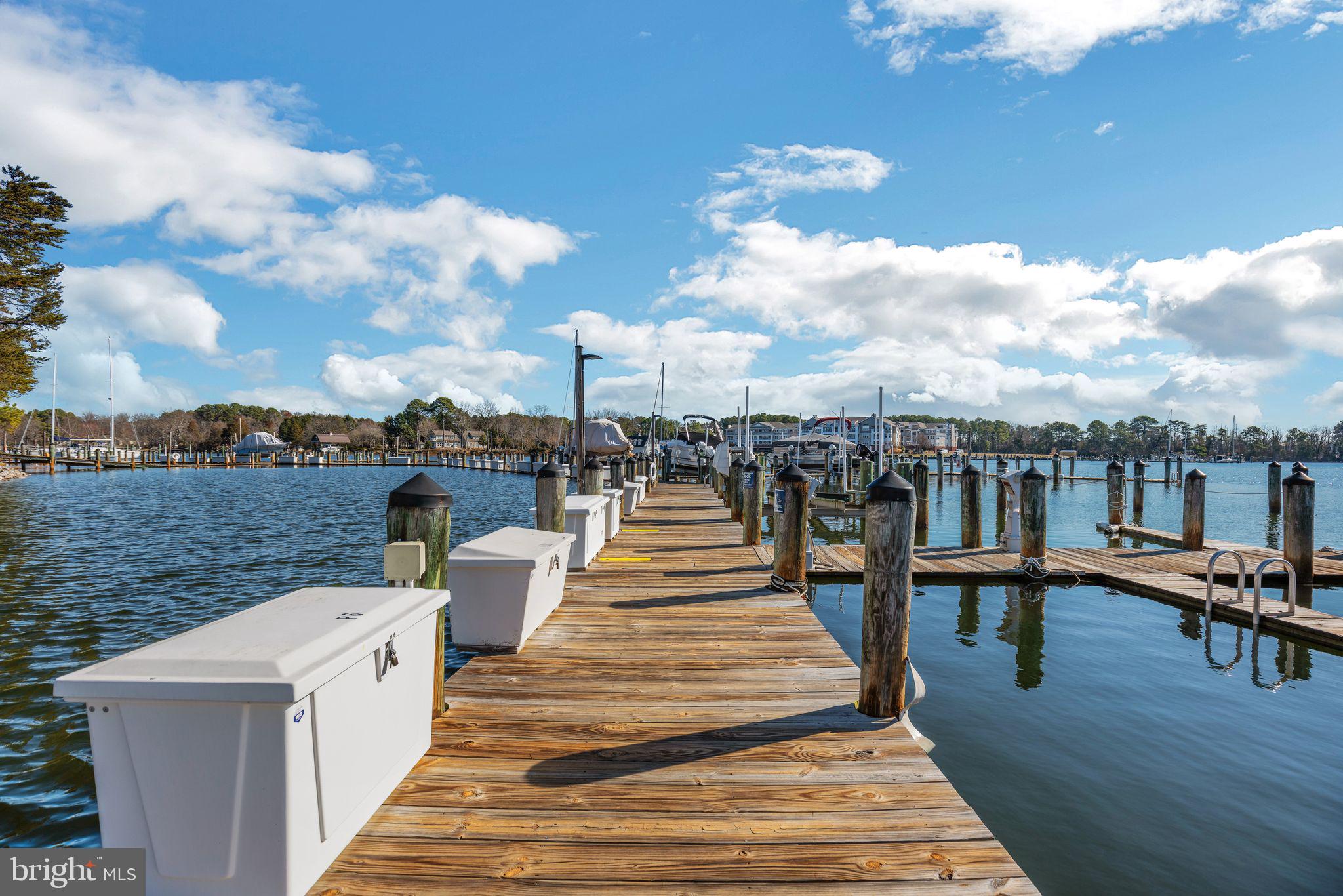 SOLOMONS LANDING - Residential