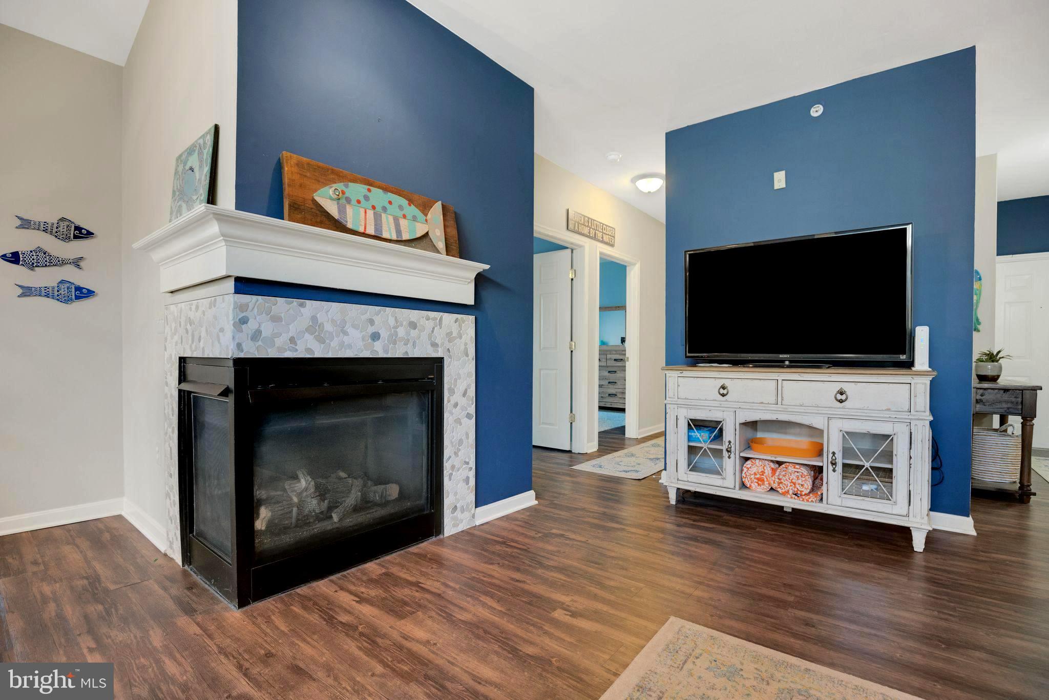 SOLOMONS LANDING - Residential