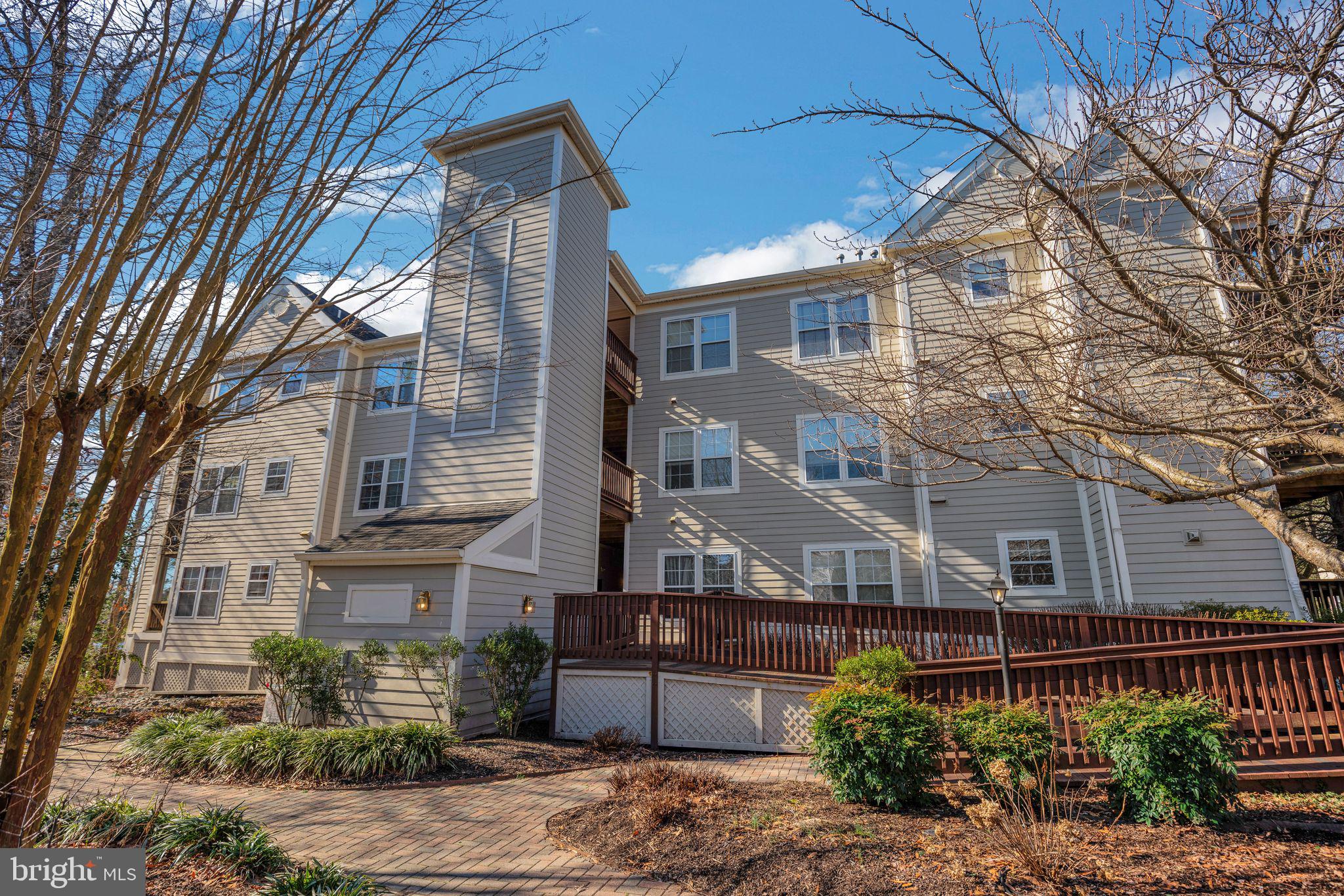 SOLOMONS LANDING - Residential