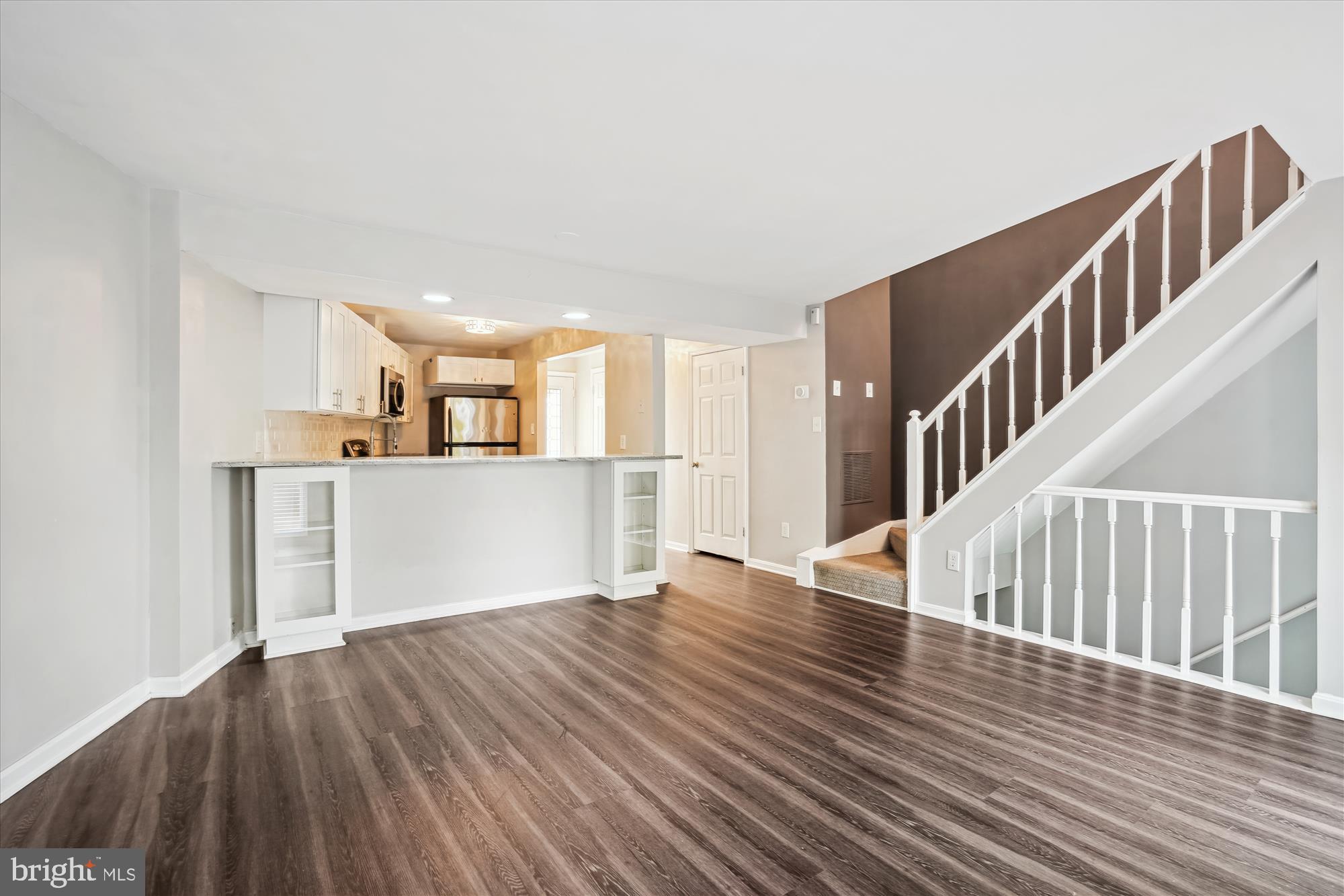 WHISPERHILL - Residential Lease