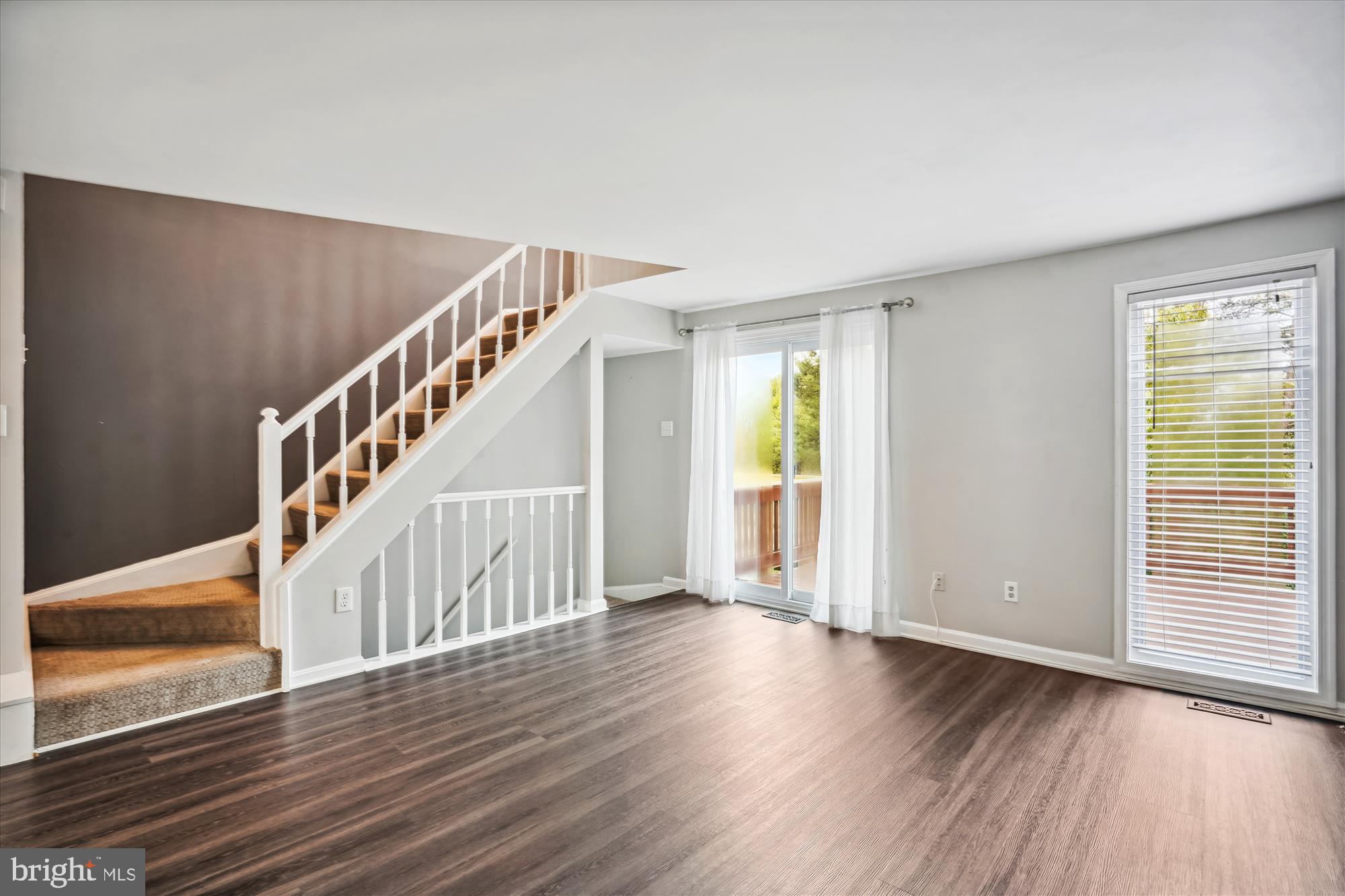 WHISPERHILL - Residential Lease