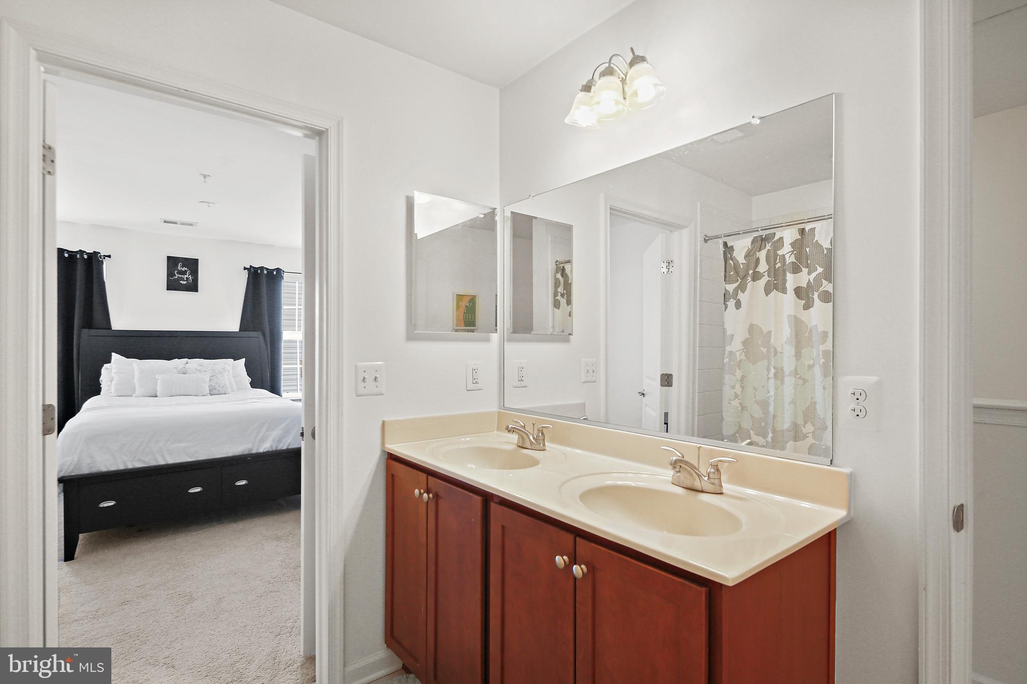 UPLANDS - Residential