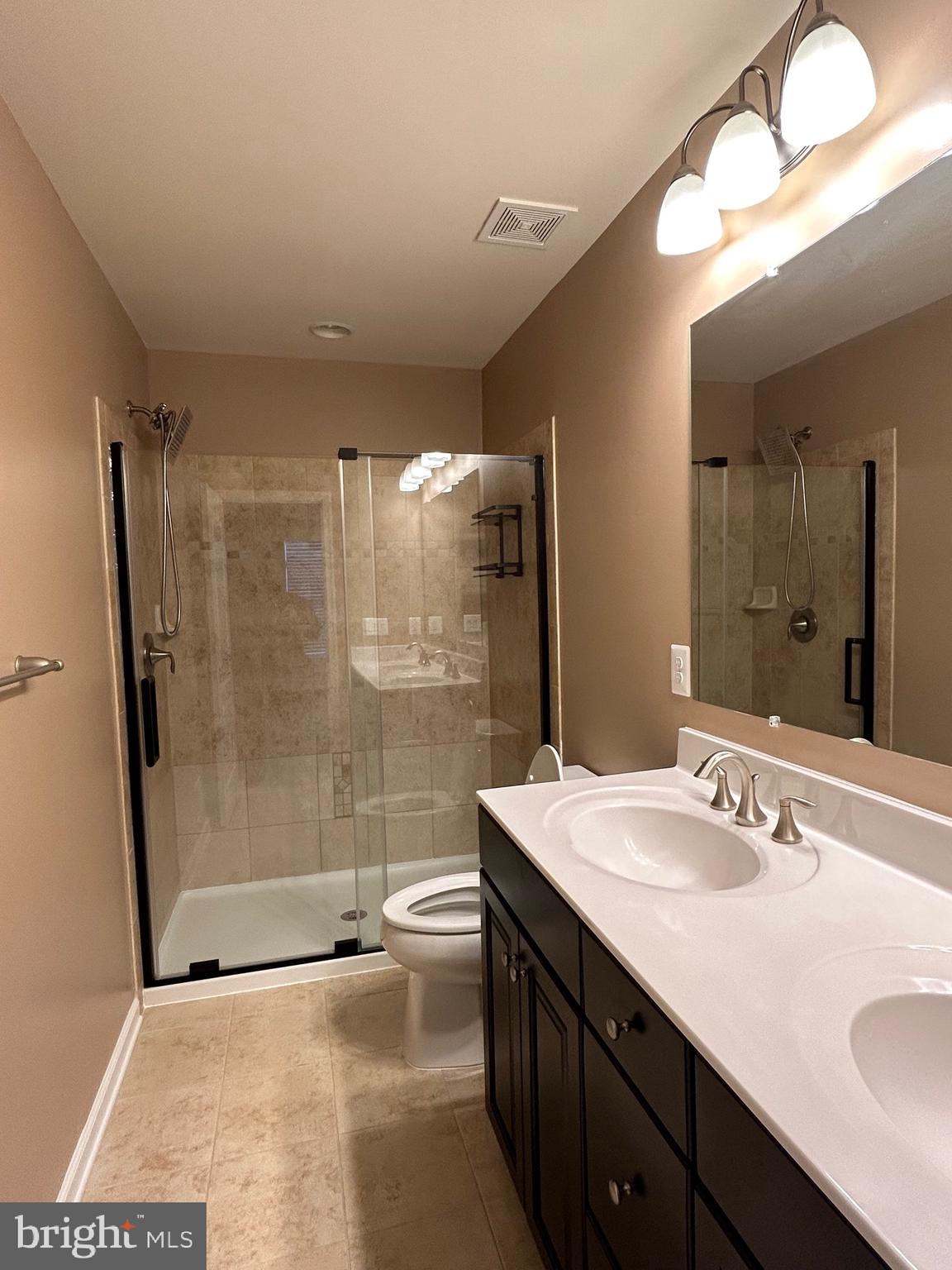 RAPPAHANNOCK LANDING - Residential Lease