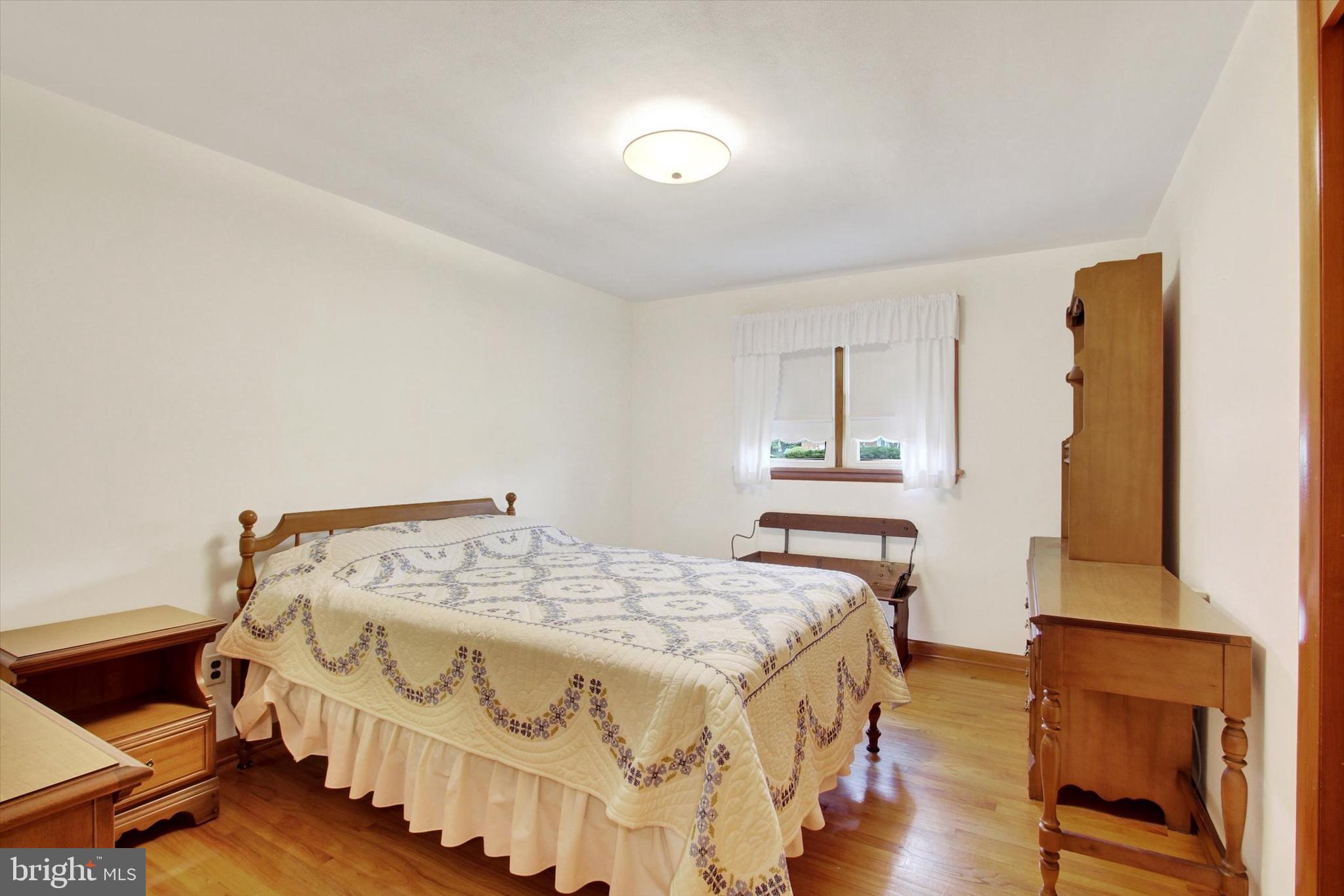 HAMPSTEAD HEIGHTS - Residential