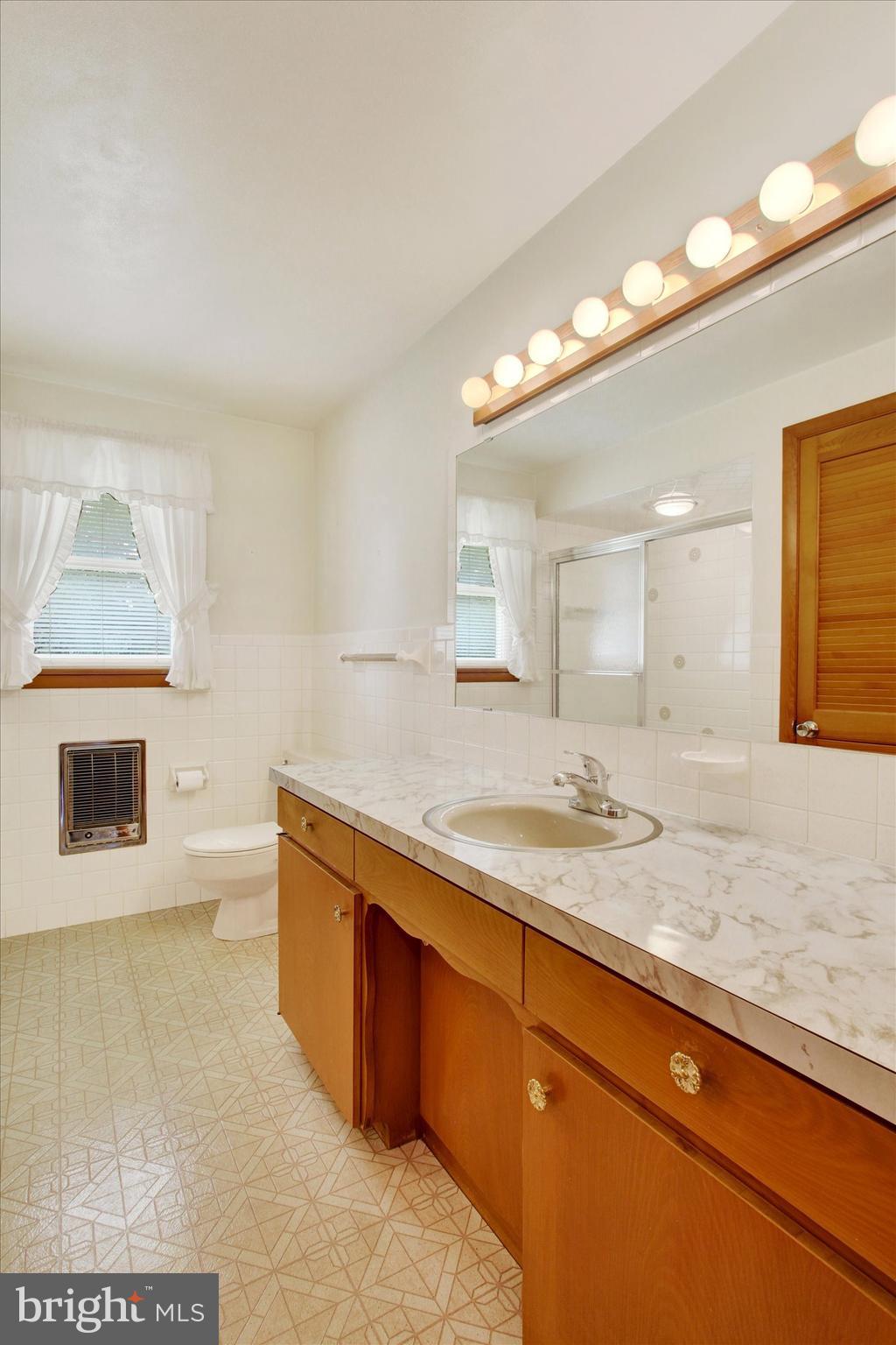 HAMPSTEAD HEIGHTS - Residential