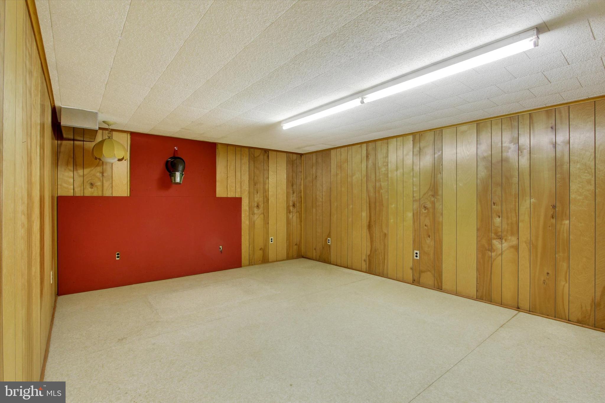 HAMPSTEAD HEIGHTS - Residential