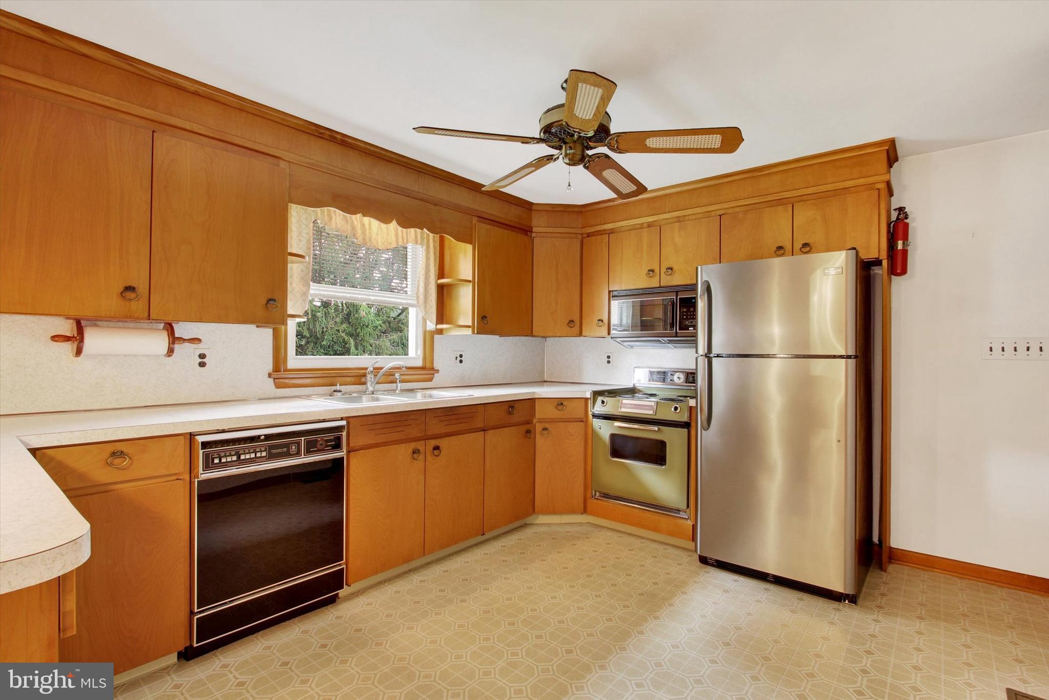 HAMPSTEAD HEIGHTS - Residential