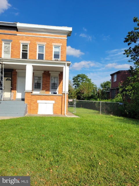 Townhouse For Rent - 3817 Garrison Boulevard #2<br/> BALTIMORE, MD 21215