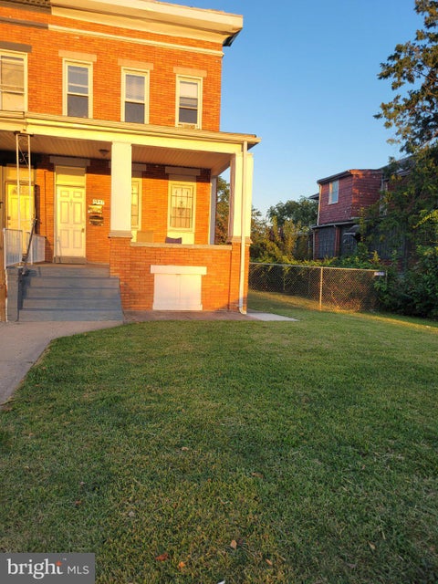 Townhouse For Rent - 3817 Garrison Boulevard #2<br/> BALTIMORE, MD 21215