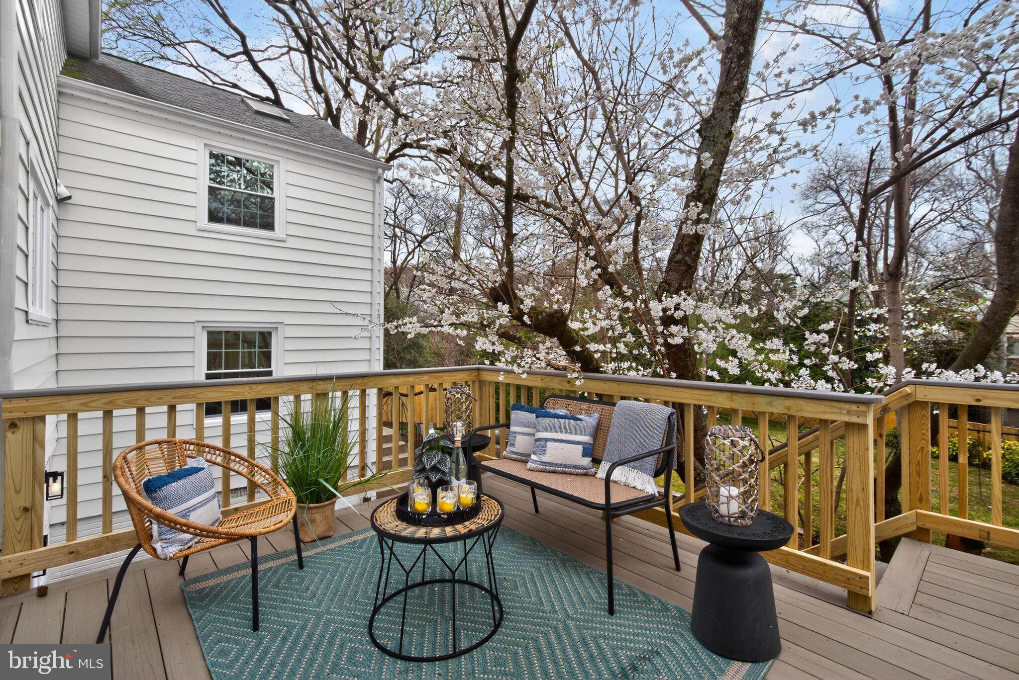 CLEVELAND PARK - Residential