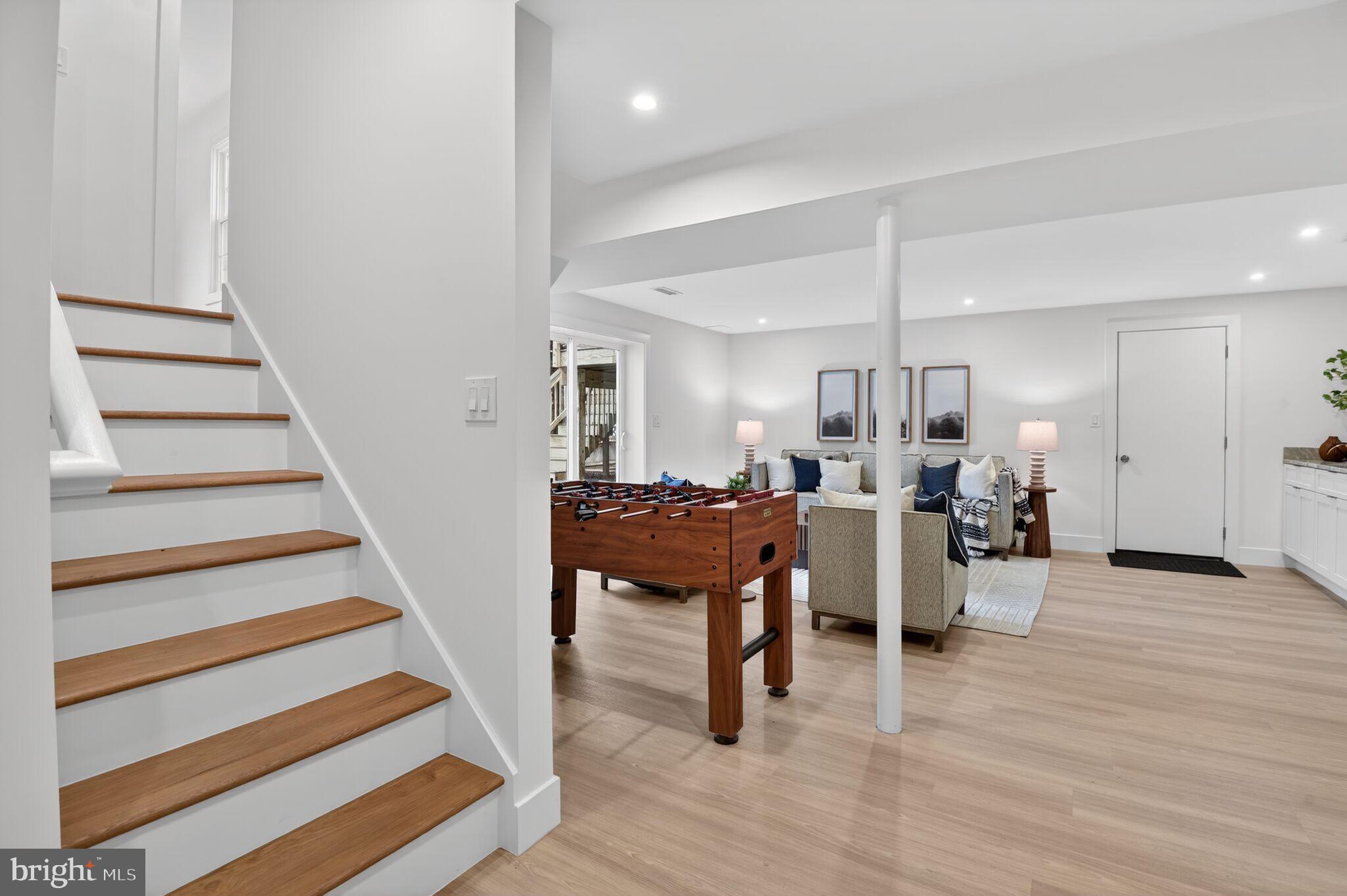 CLEVELAND PARK - Residential
