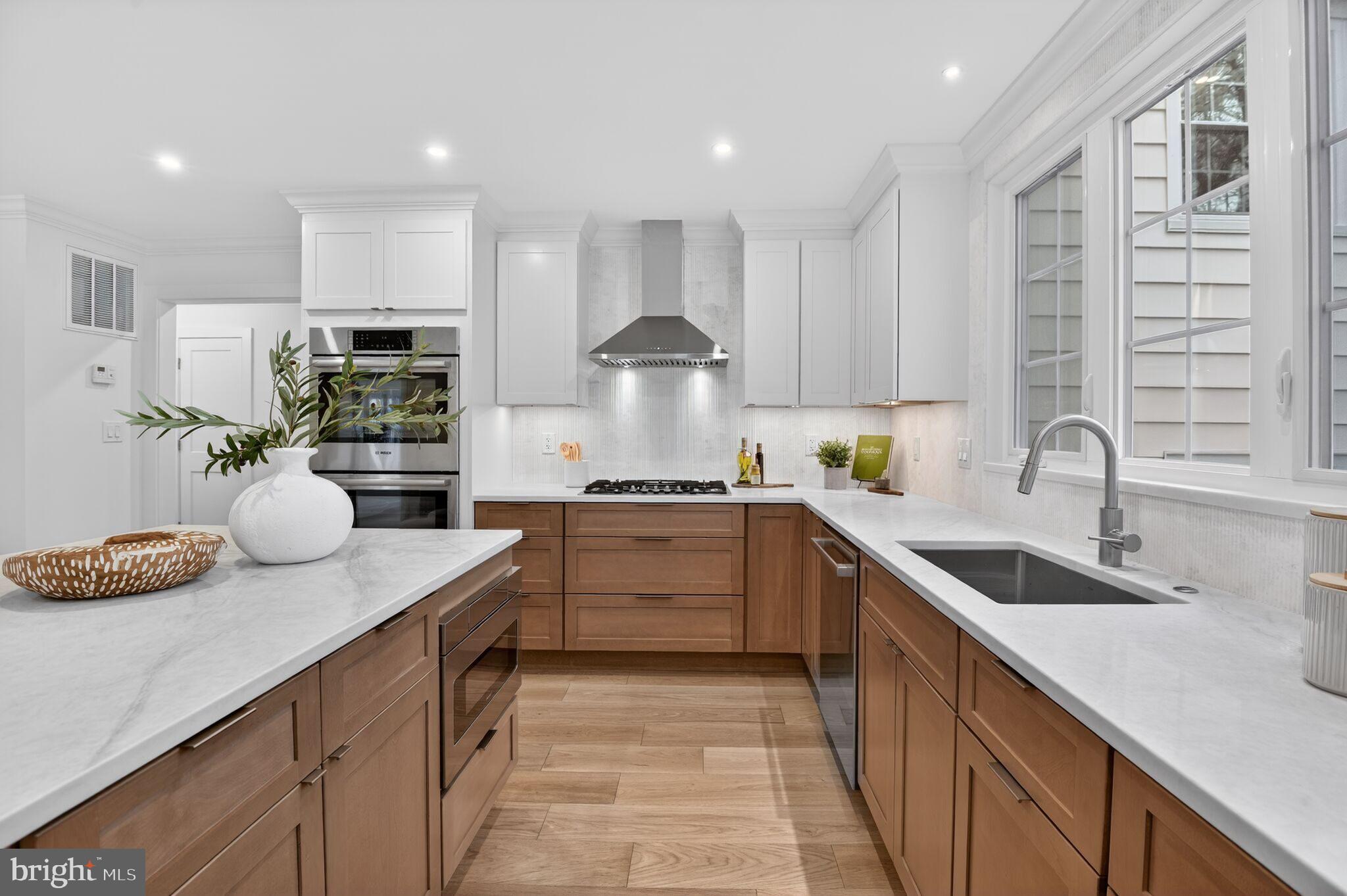 CLEVELAND PARK - Residential