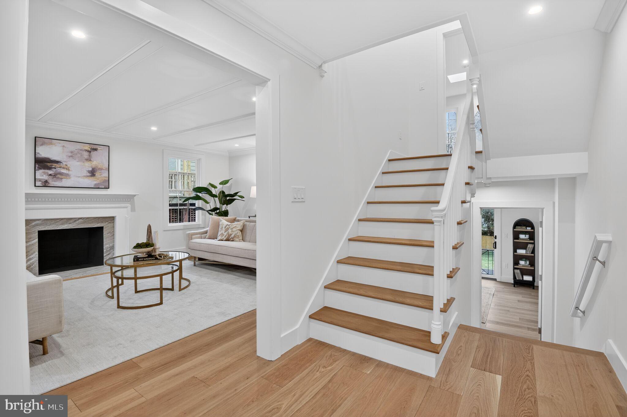 CLEVELAND PARK - Residential