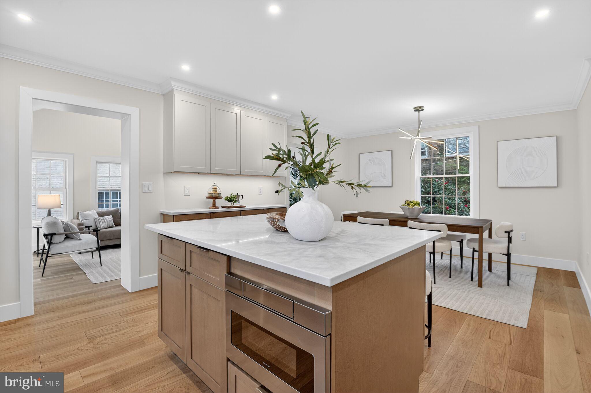 CLEVELAND PARK - Residential
