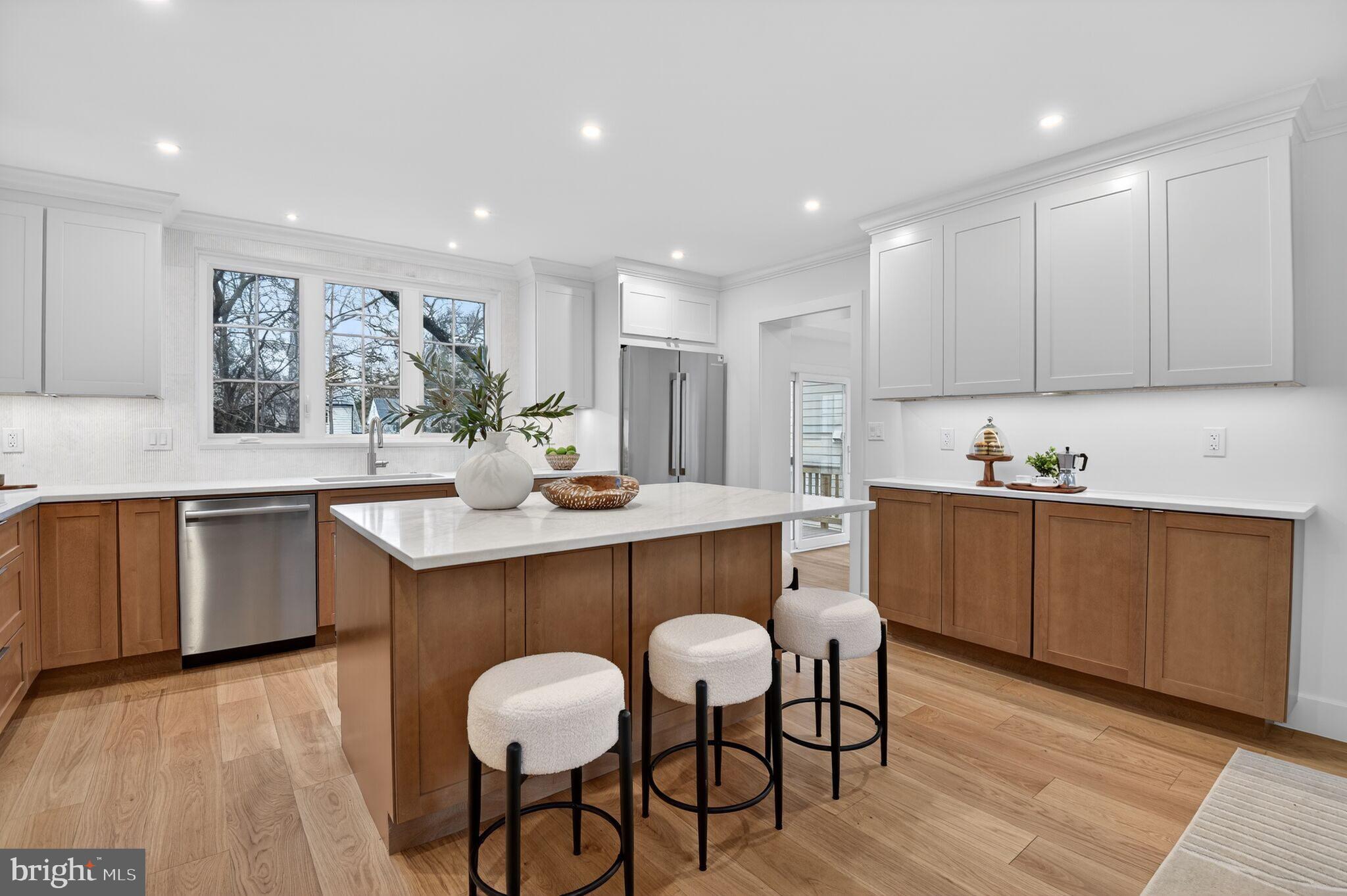 CLEVELAND PARK - Residential