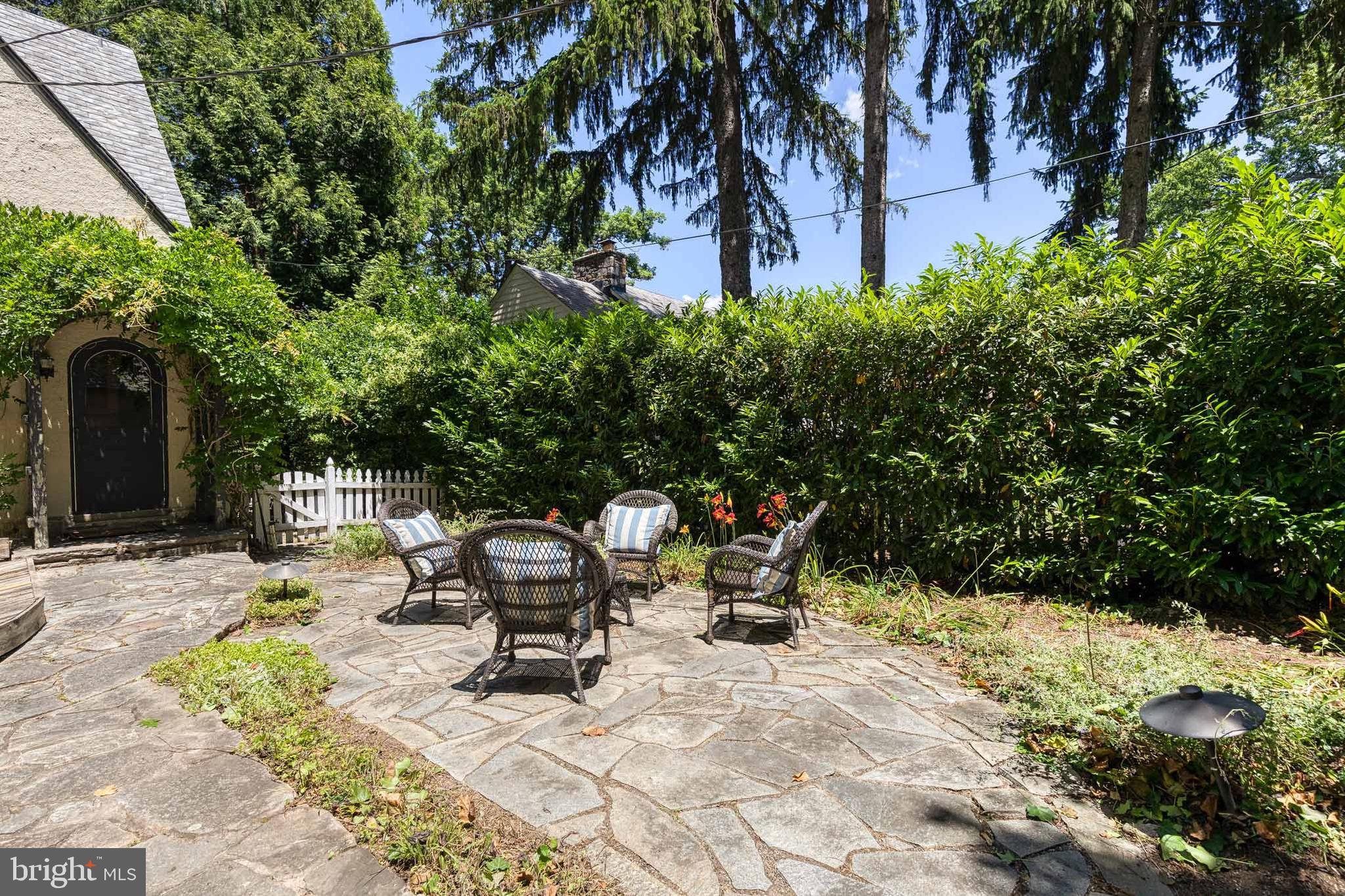 HOMELAND HISTORIC DISTRICT - Residential