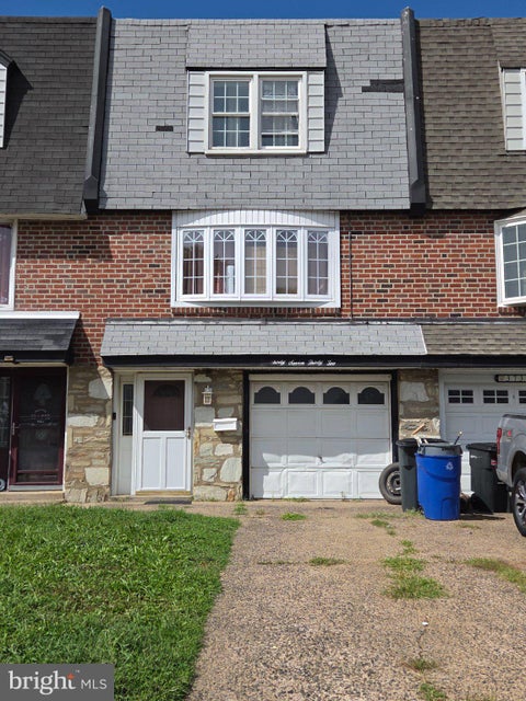 Townhouse For Rent - 3732 S Hereford Lane<br/> Philadelphia County, PHILADELPHIA, PA 19114