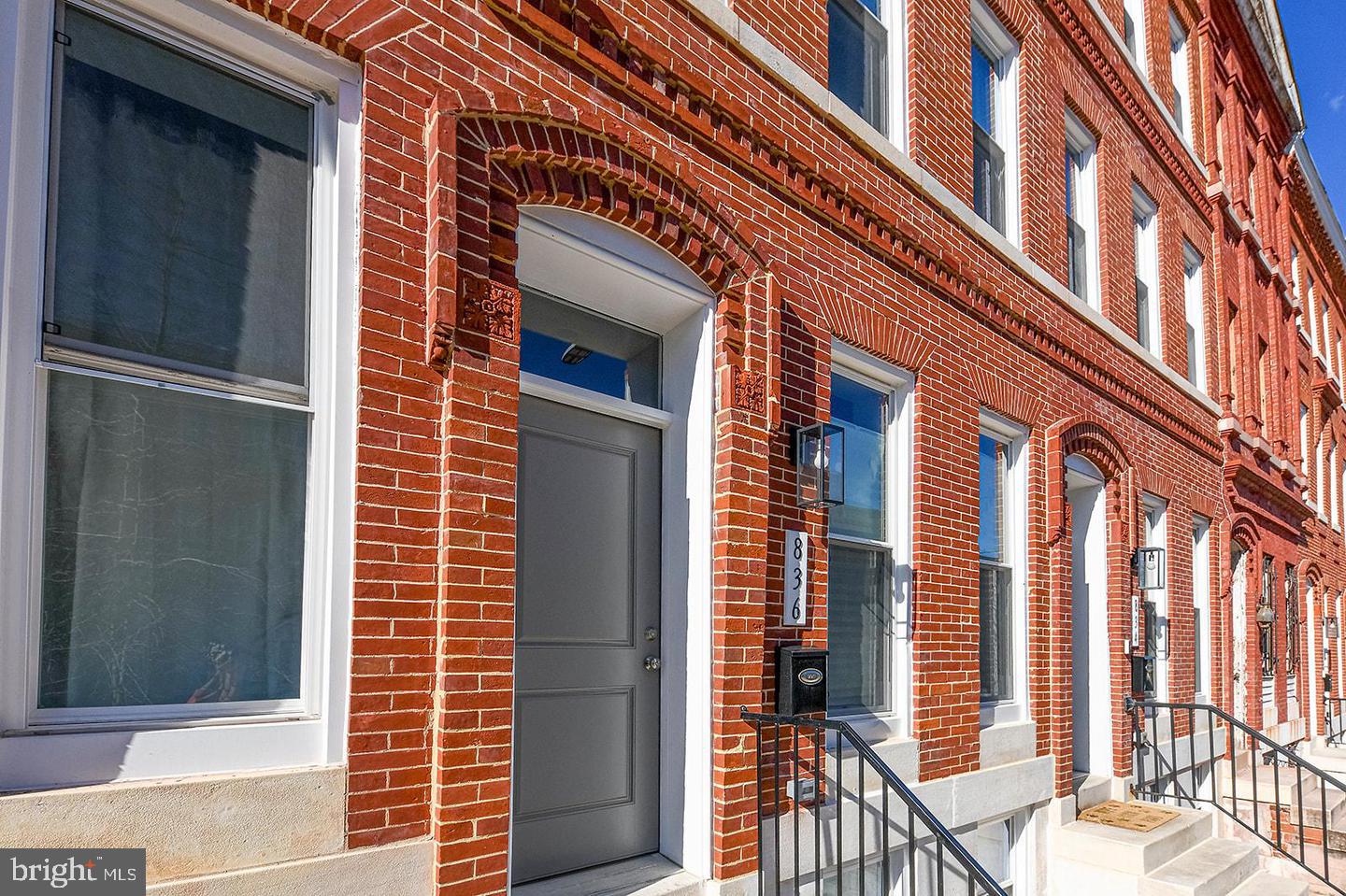836 HARLEM AVENUE
