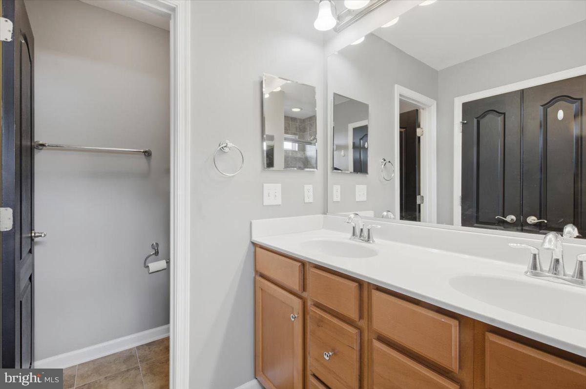 GOOSE CREEK VILLAGE NORTH - Residential