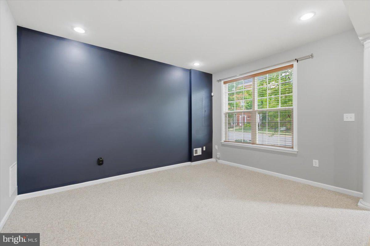 GOOSE CREEK VILLAGE NORTH - Residential