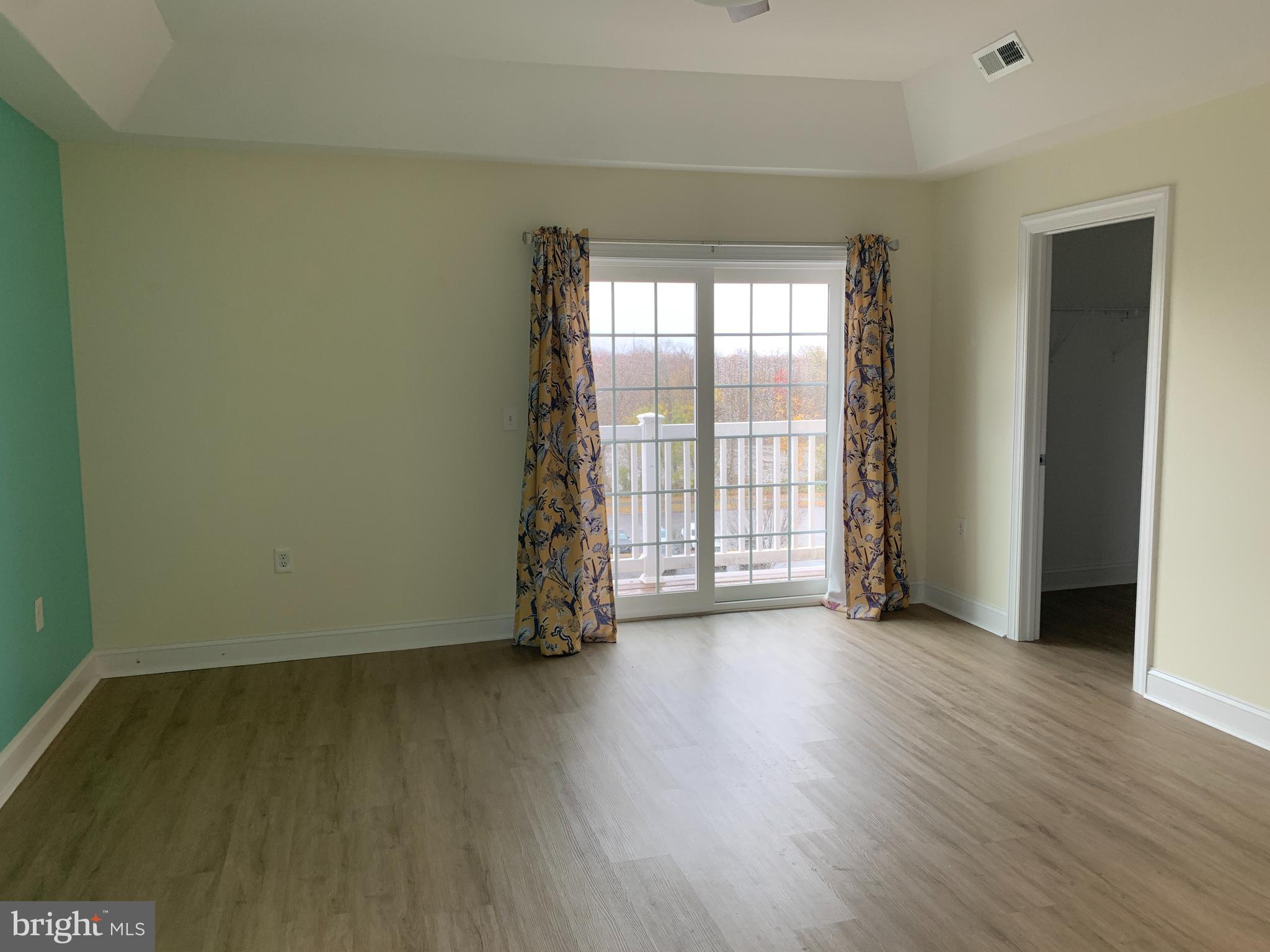 NON AVAILABLE - Residential Lease