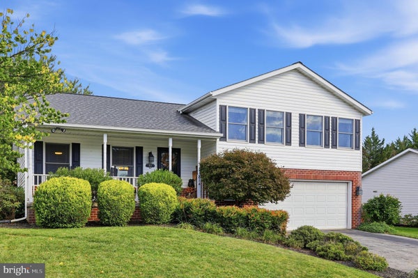 814 SNOWFALL WAY, WESTMINSTER, MD 21157 - Image 2a48b5c19e75a0a0cf2fafb3ce017585/3054604945