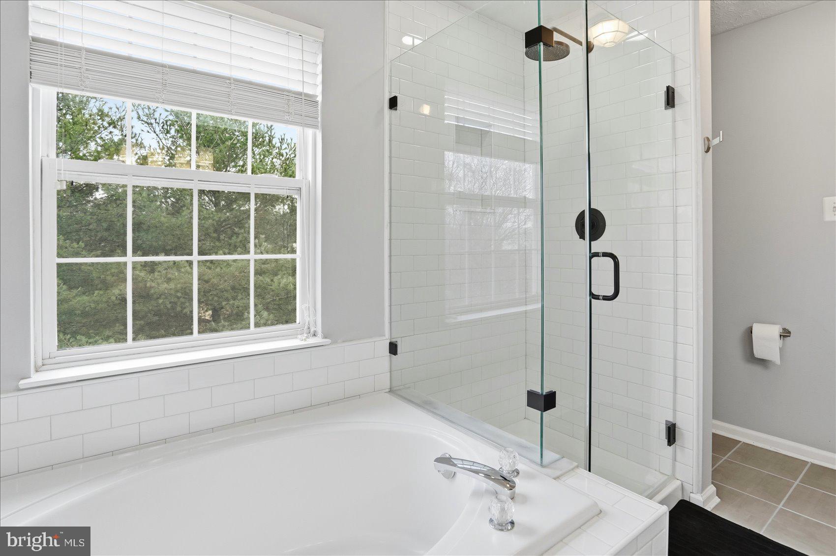 EATON SQUARE - Residential