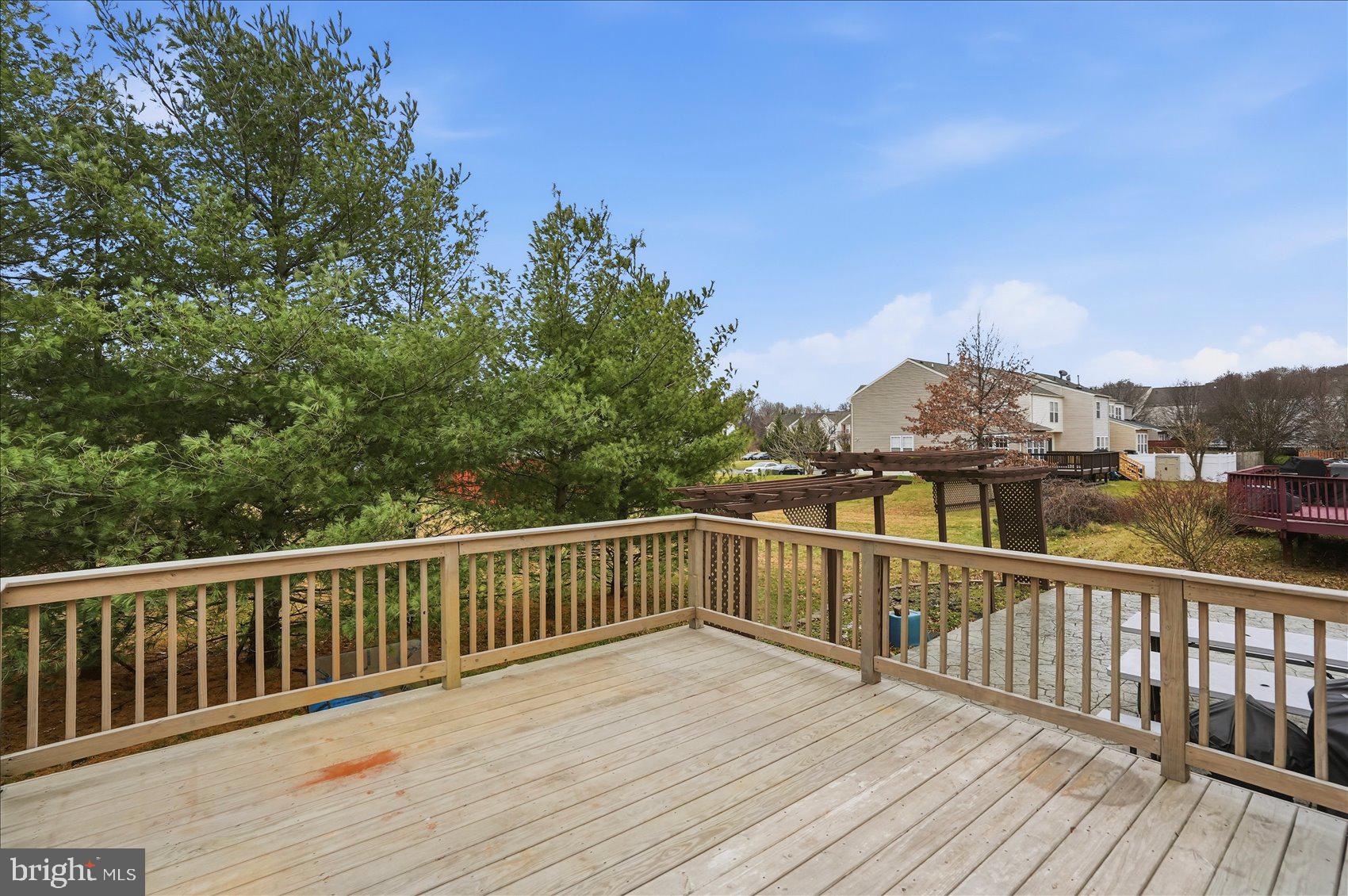 EATON SQUARE - Residential