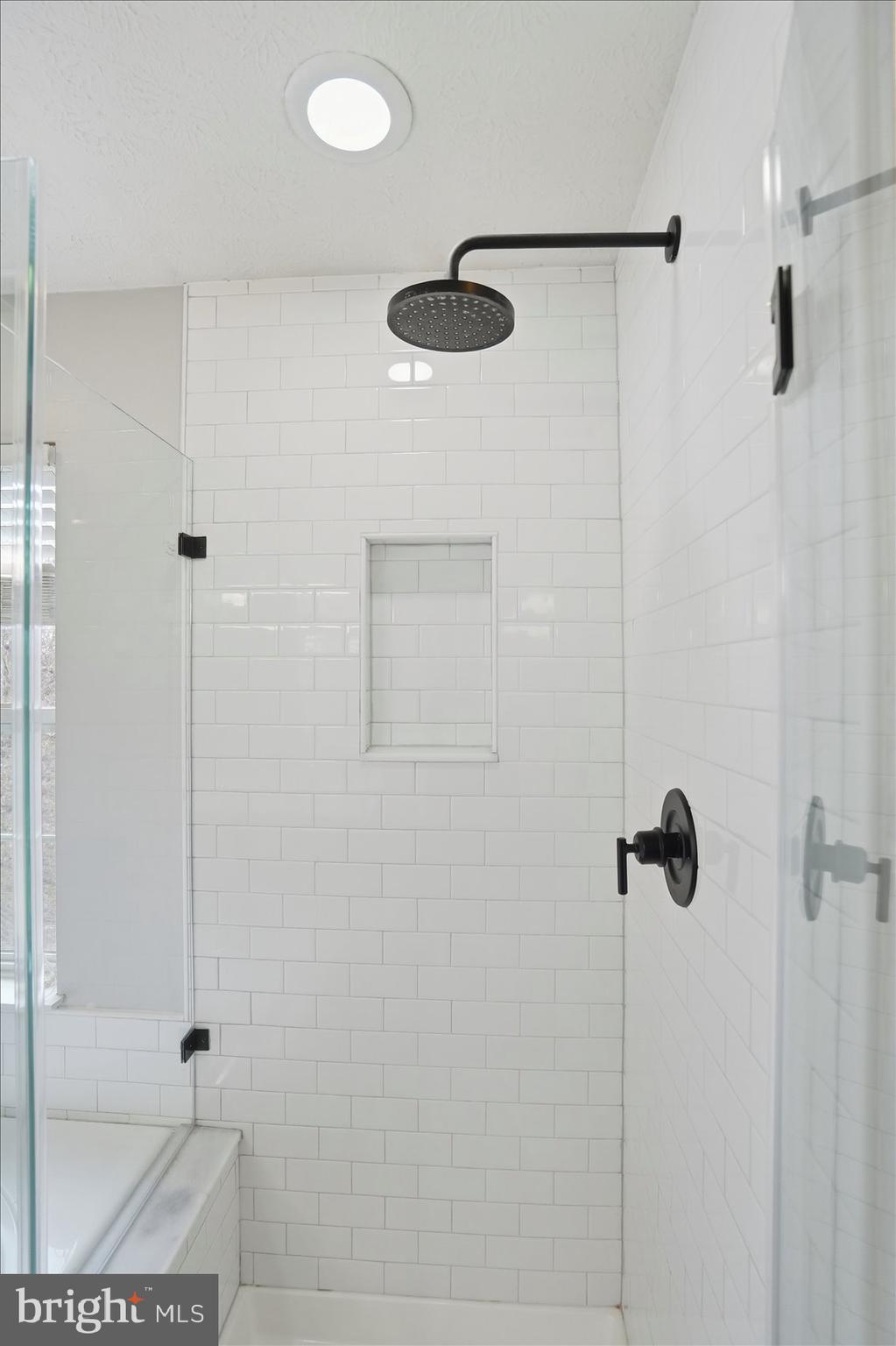 EATON SQUARE - Residential