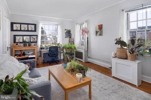 15 Palmer Square W Unit D, Princeton, NJ MLS: NJME2073132