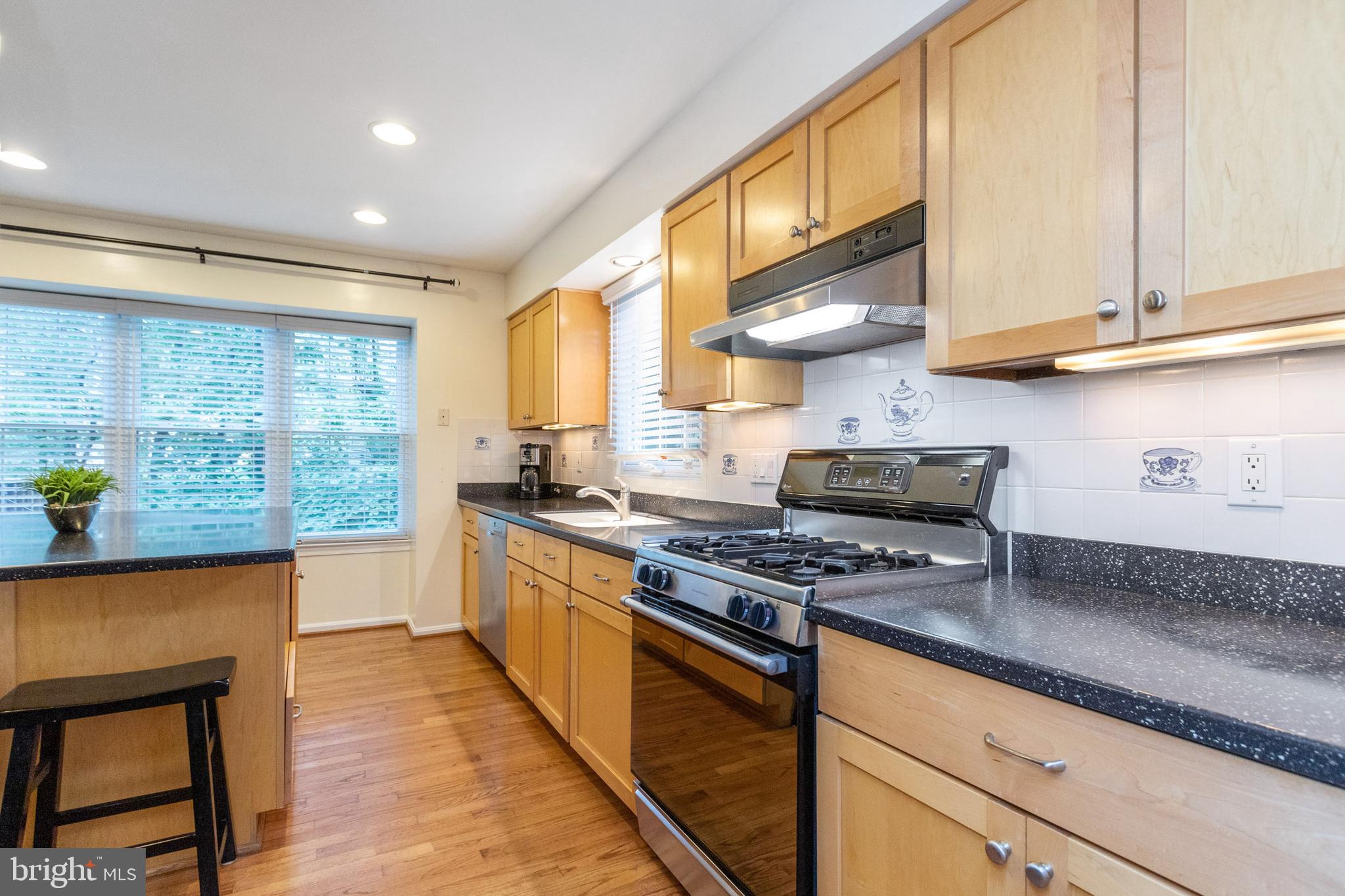 FAIR OAKS ESTATES - Residential