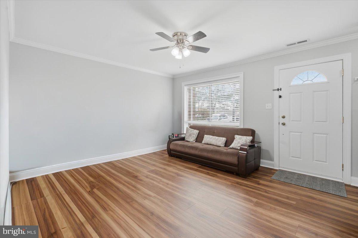 REFLECTION LAKE - Residential