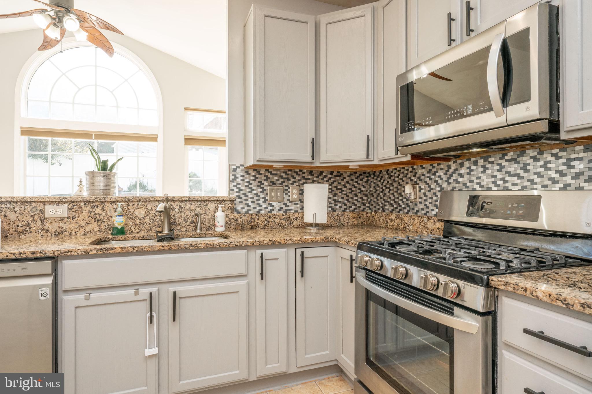 LENNOX PARK - Residential