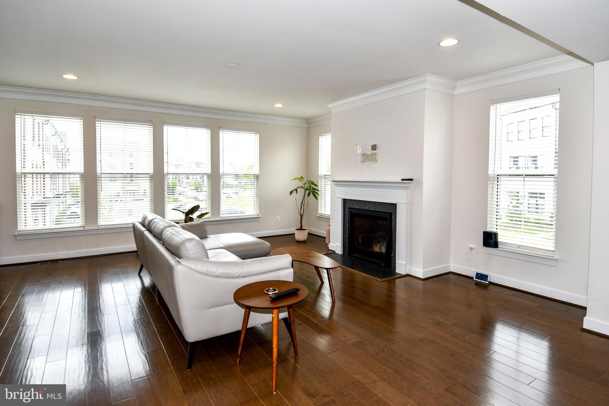 BELMONT BAY - Residential