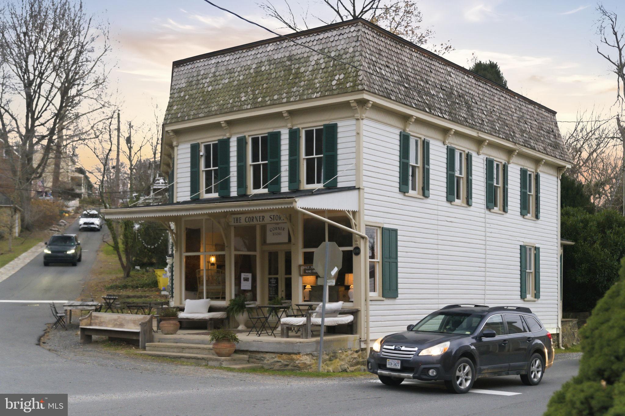 TREVOR HILL - Residential