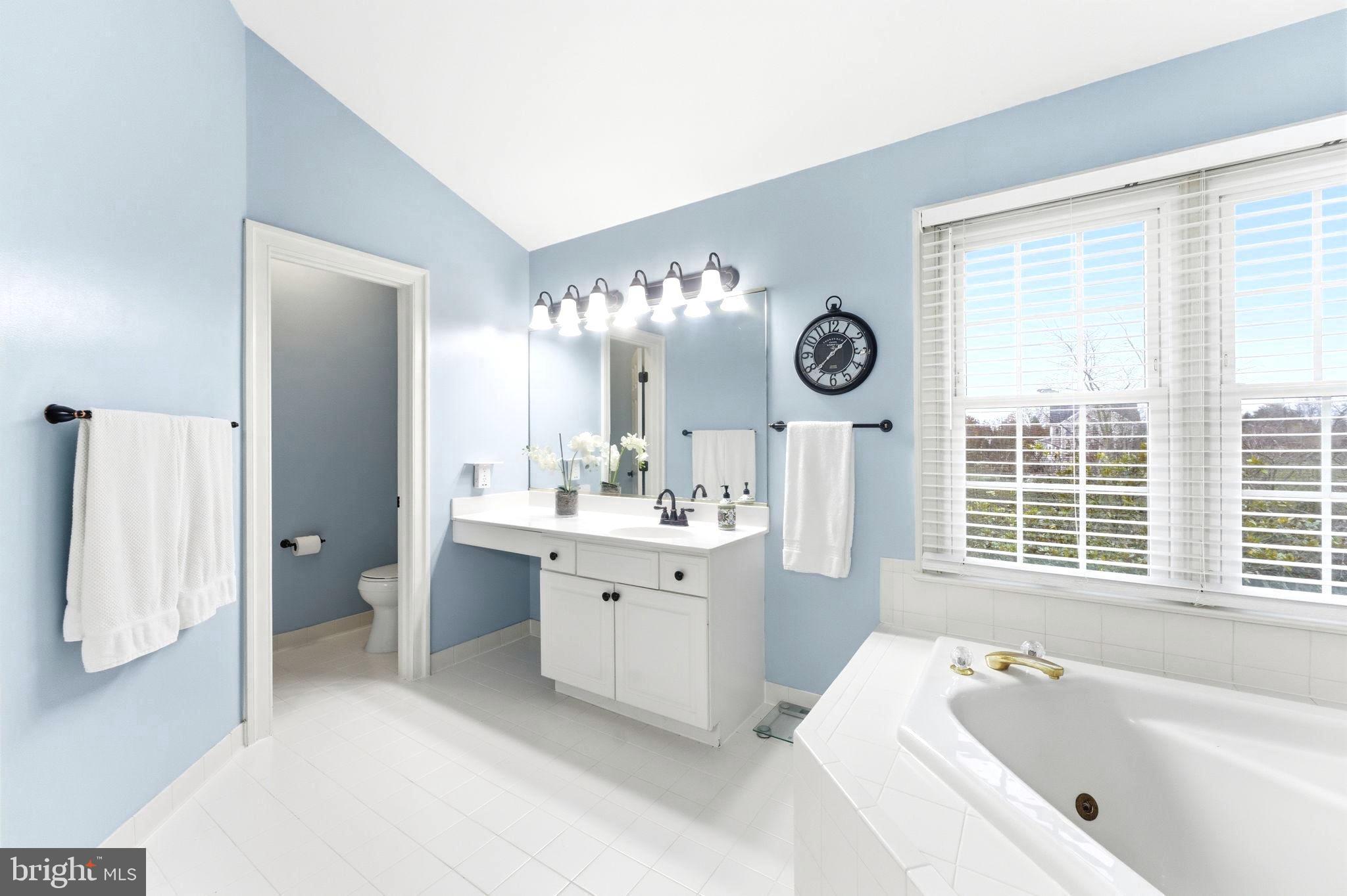 TREVOR HILL - Residential