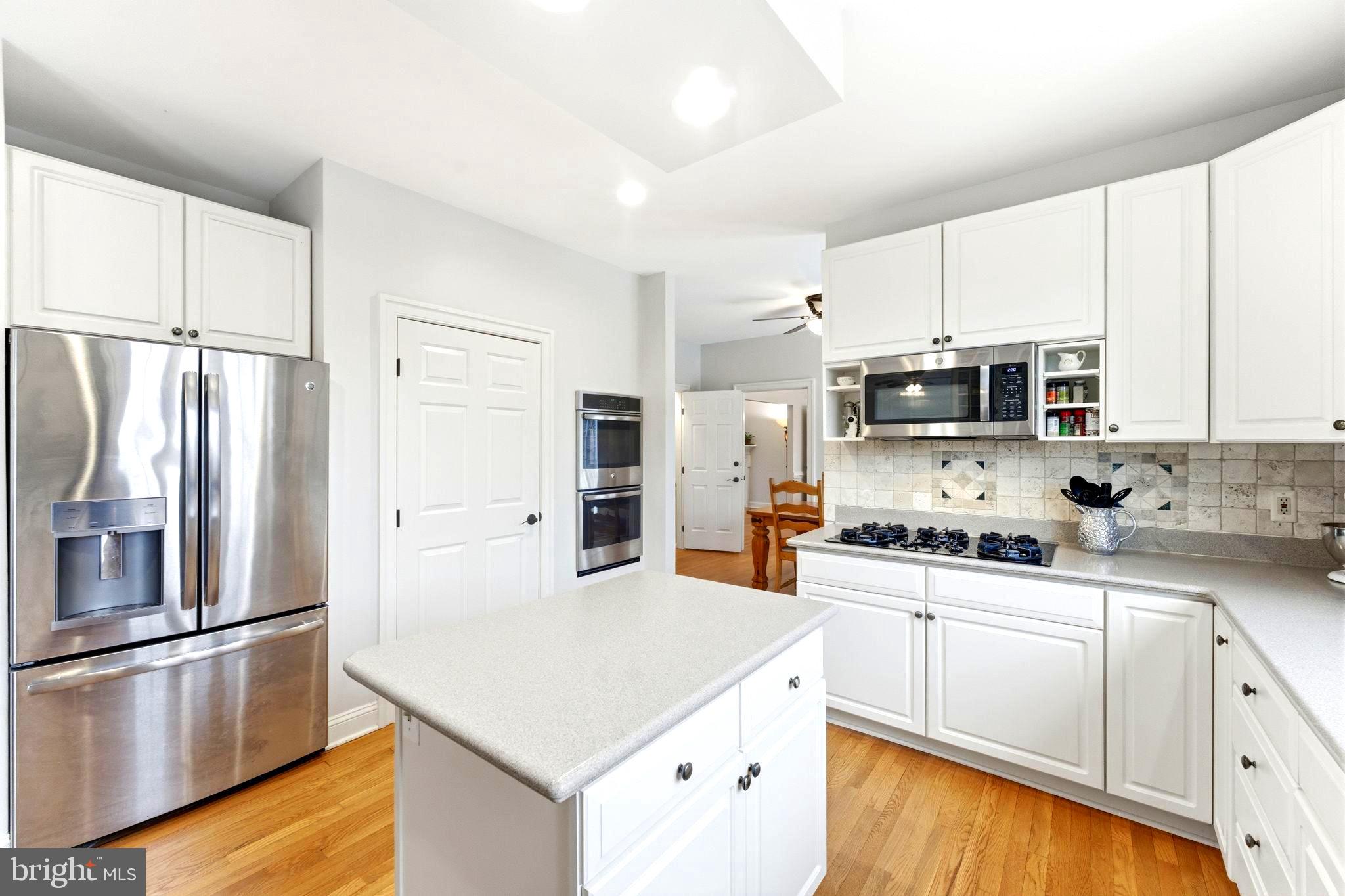 TREVOR HILL - Residential