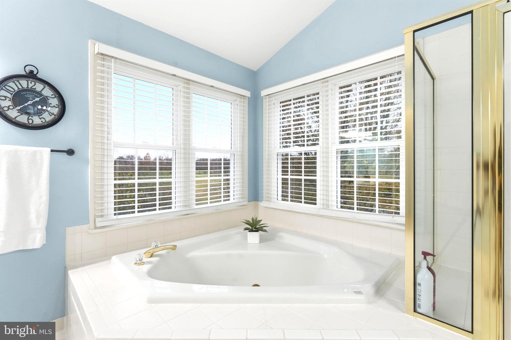 TREVOR HILL - Residential