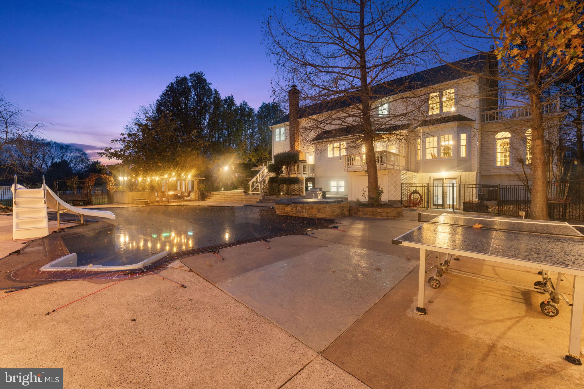 TREVOR HILL - Residential